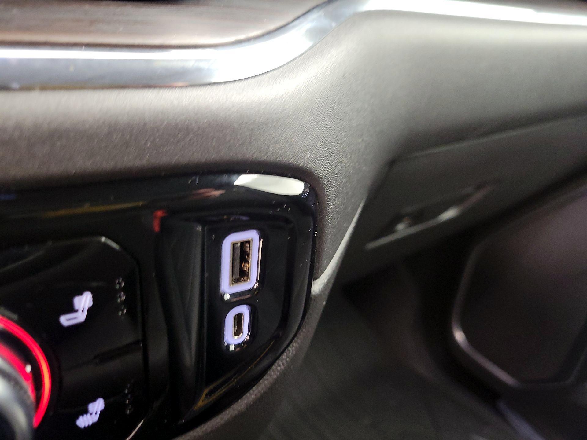 Thumbnail: 2023 GMC Sierra 1500 - 19