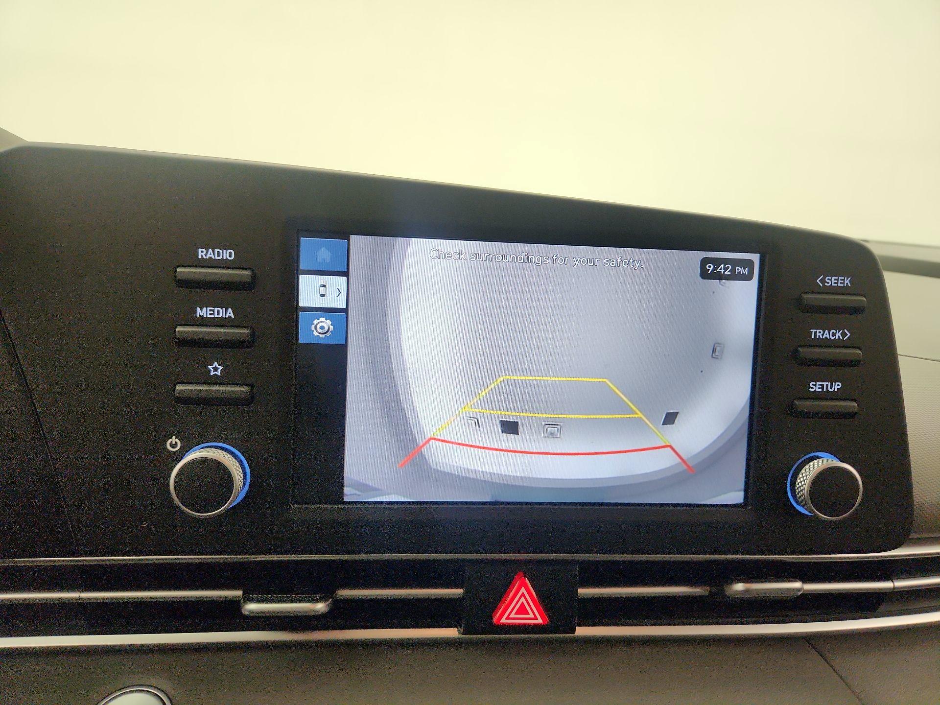 Thumbnail: 2025 Hyundai Elantra - 14