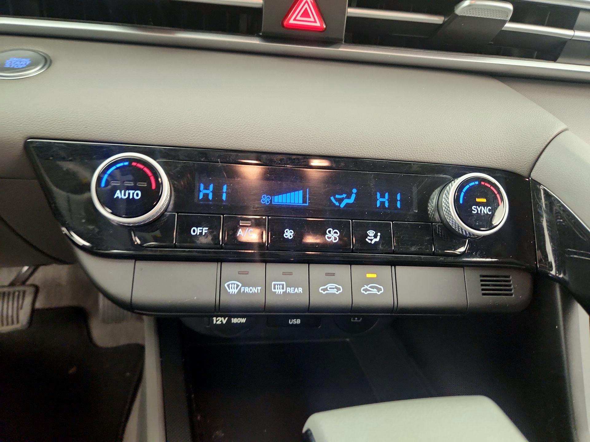 Thumbnail: 2025 Hyundai Elantra - 16