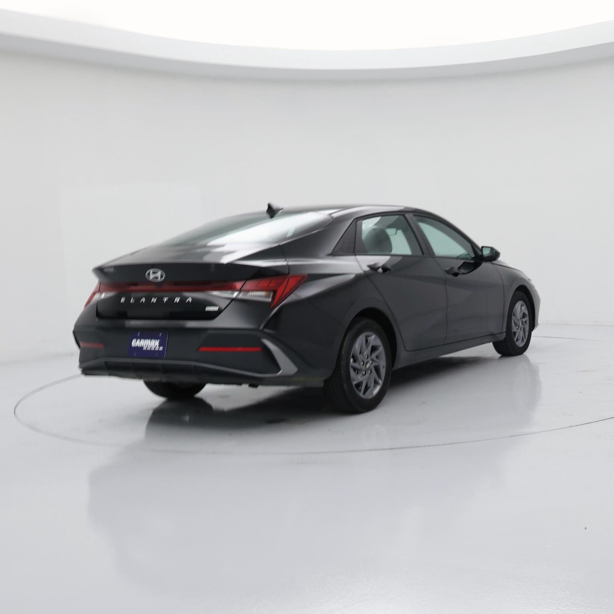 Thumbnail: 2025 Hyundai Elantra - 8