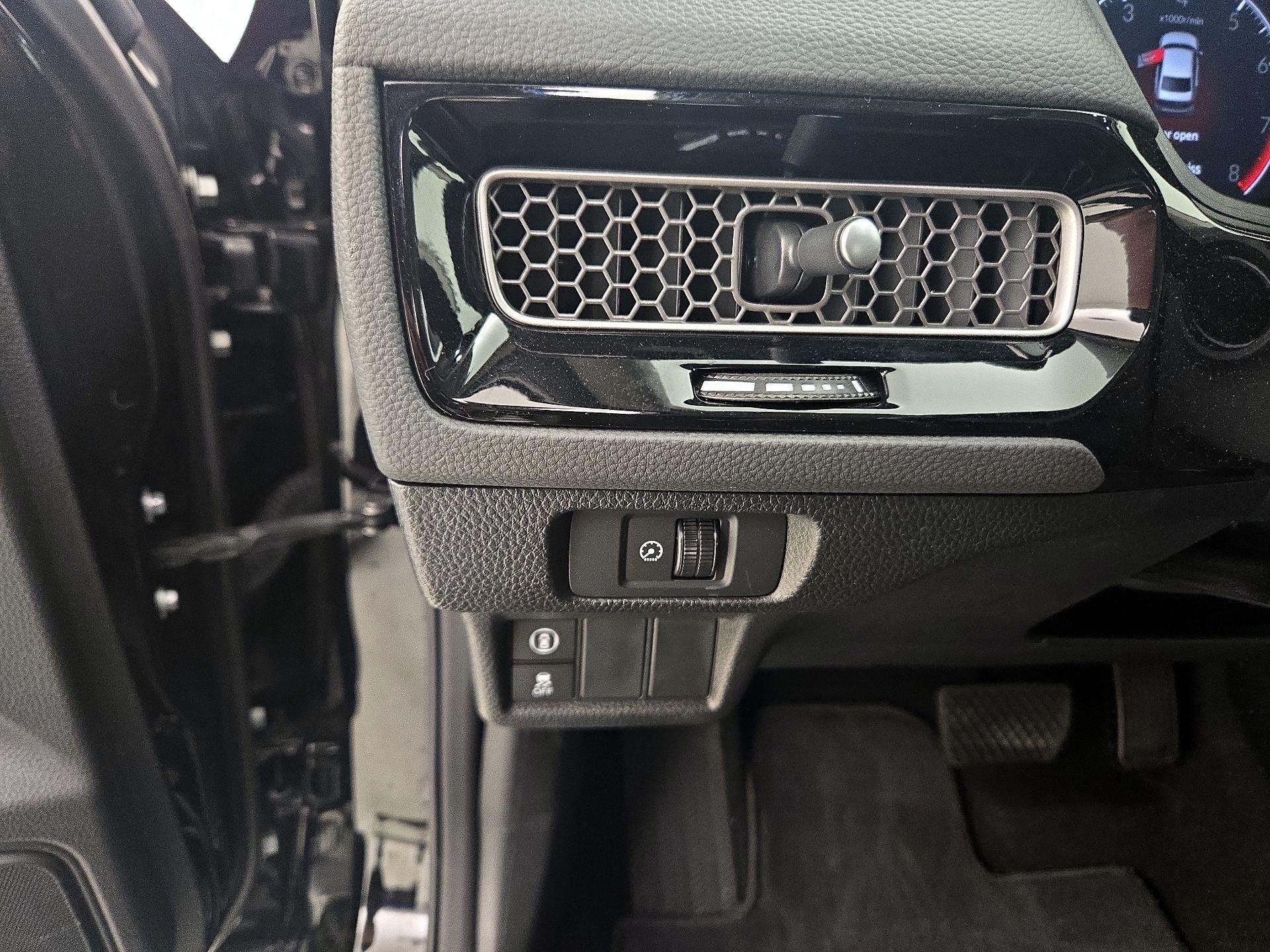 Thumbnail: 2023 Honda Civic - 13