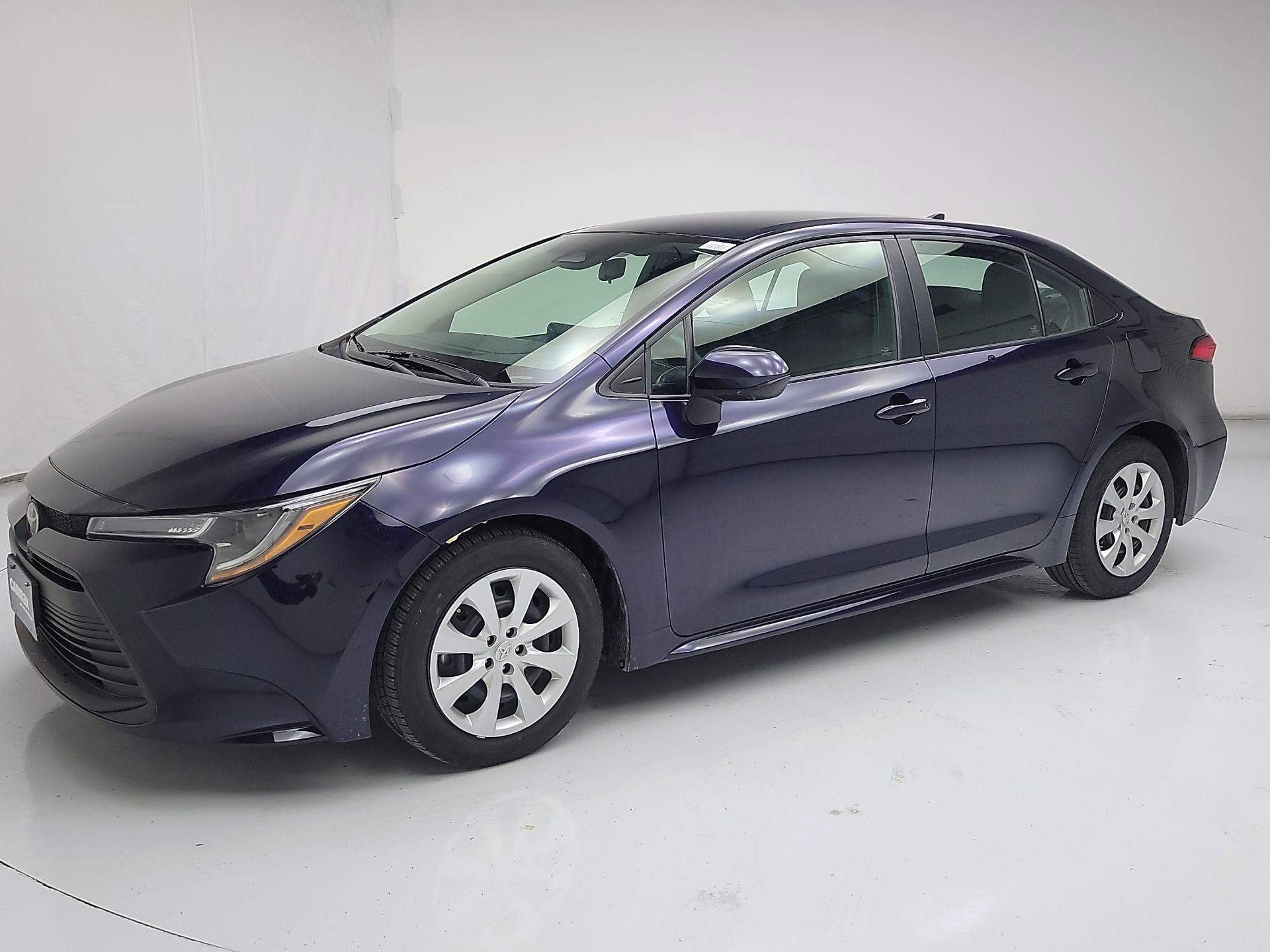 Thumbnail: 2023 Toyota Corolla - 3