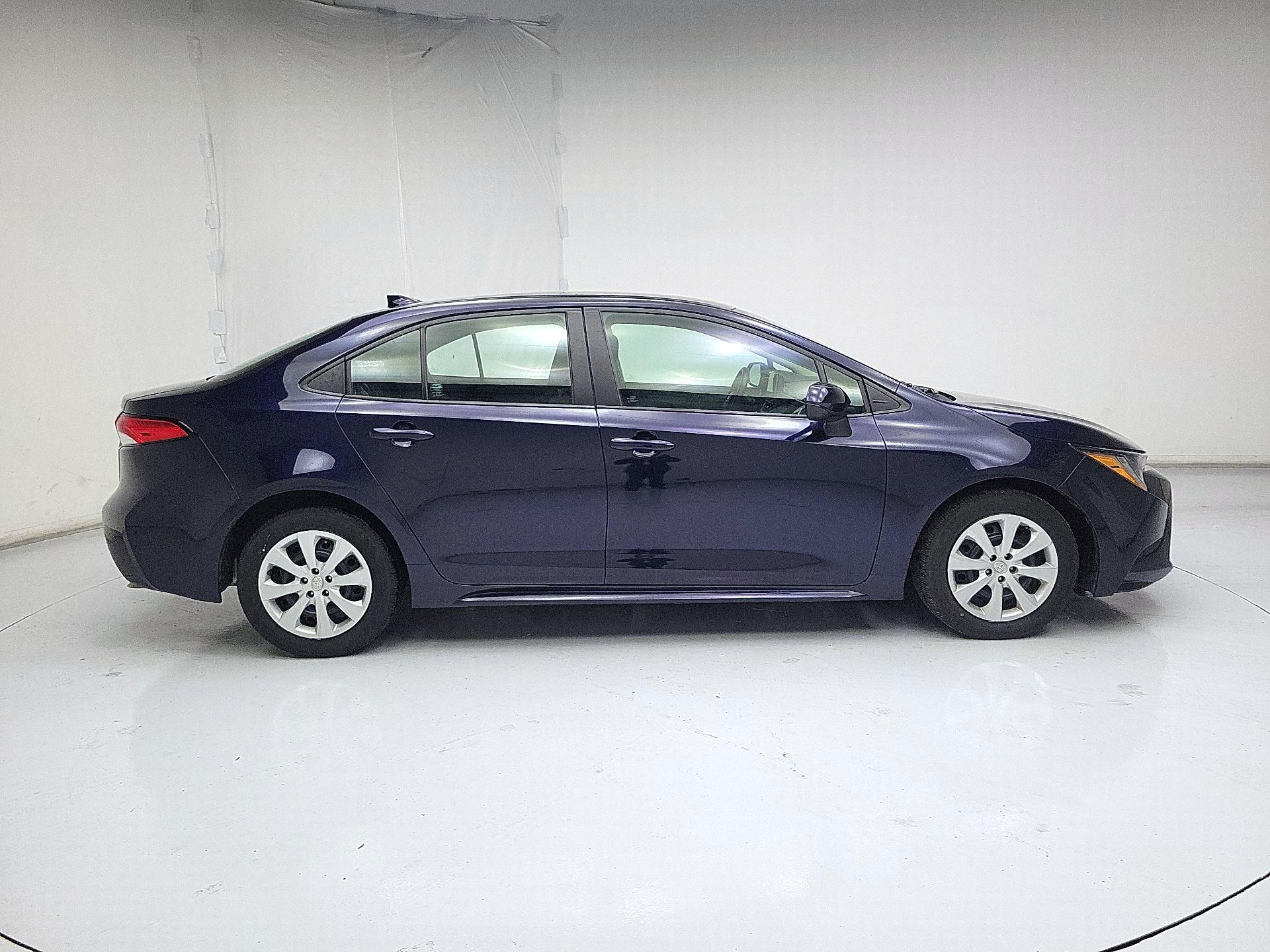 Thumbnail: 2023 Toyota Corolla - 4