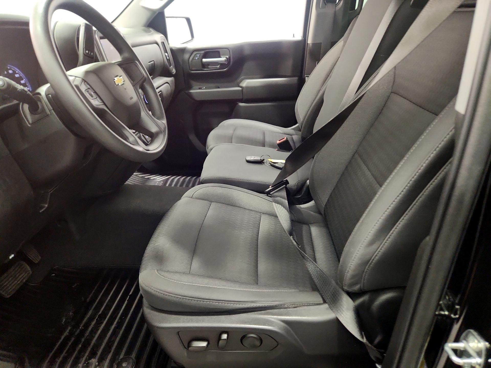 Thumbnail: 2022 Chevrolet Silverado 1500 - 11