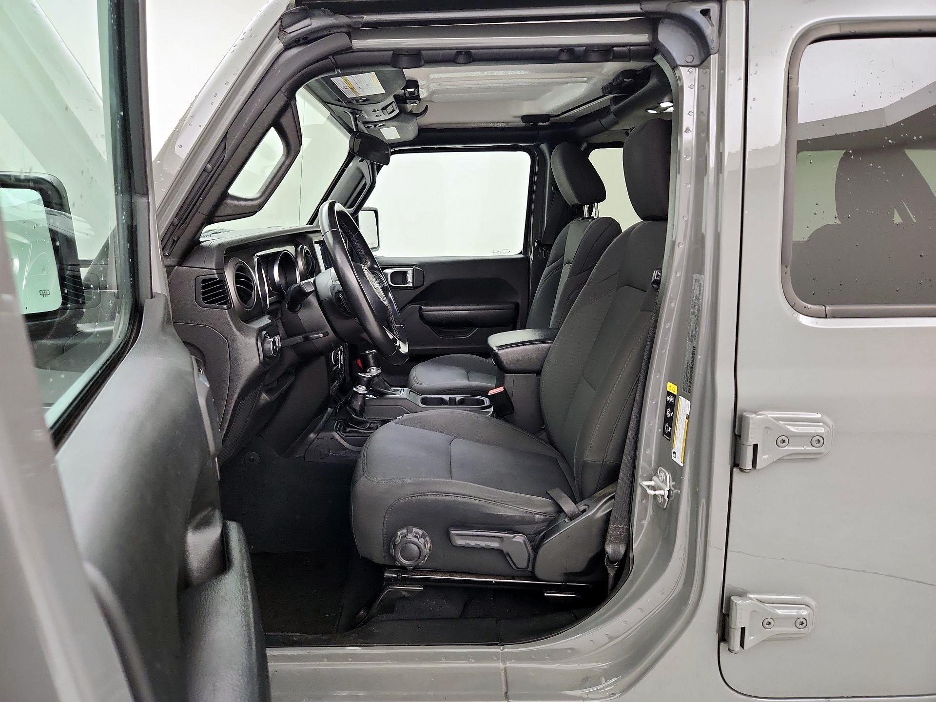 Thumbnail: 2021 Jeep Wrangler - 11