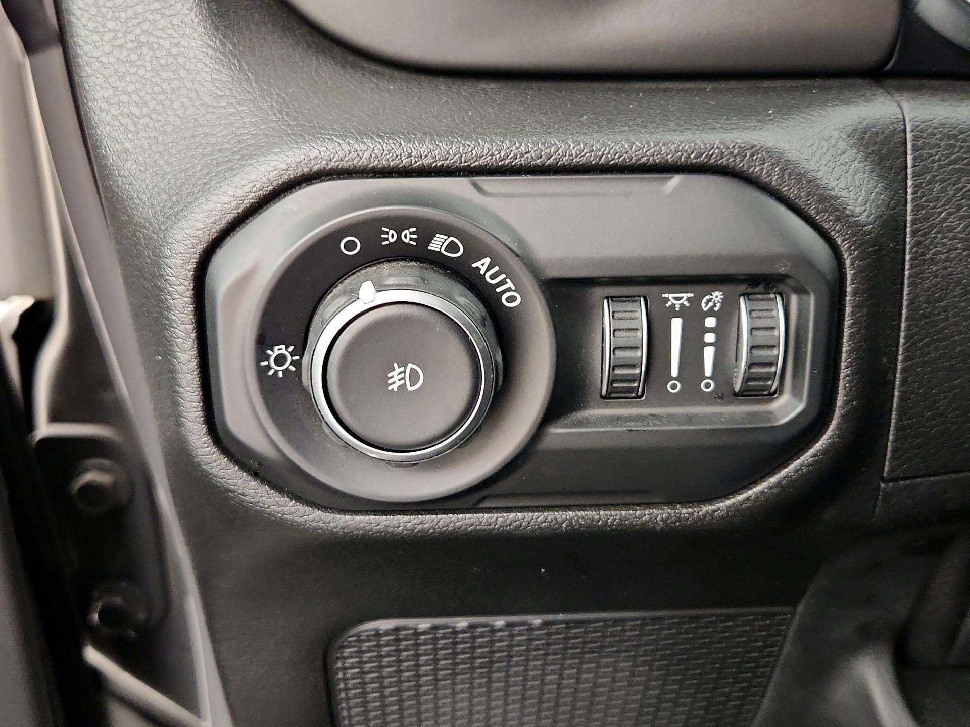 Thumbnail: 2021 Jeep Wrangler - 13