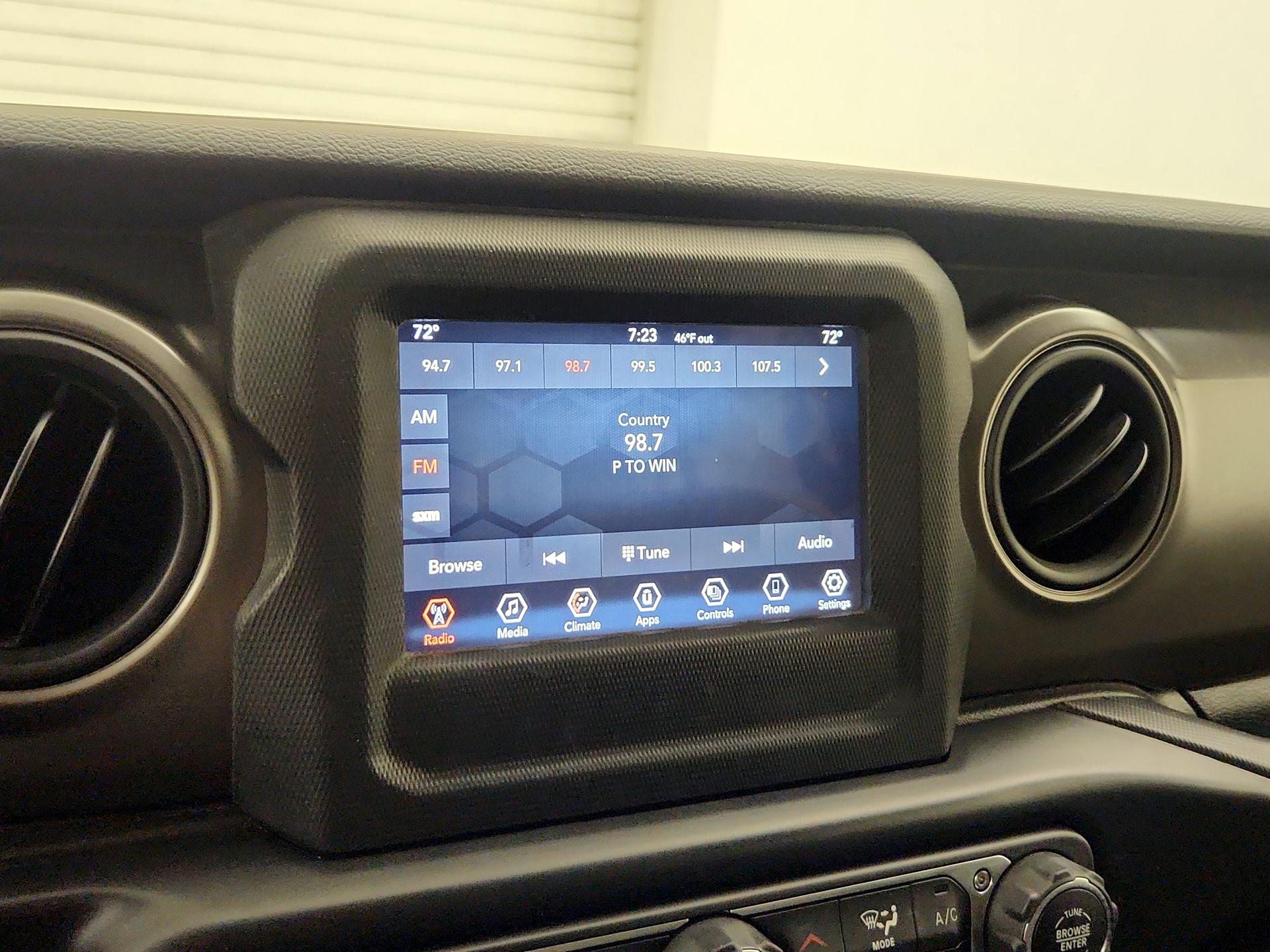 Thumbnail: 2021 Jeep Wrangler - 15