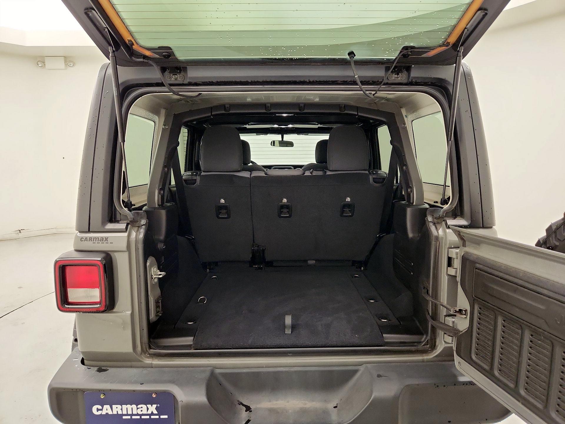 Thumbnail: 2021 Jeep Wrangler - 20