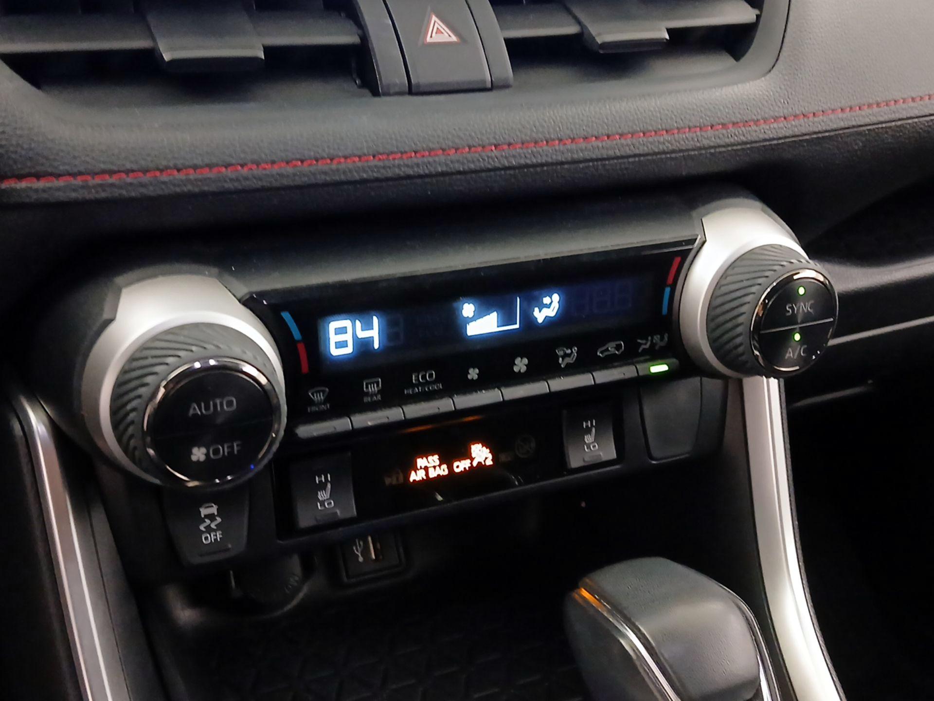 Thumbnail: 2023 Toyota RAV4 - 16