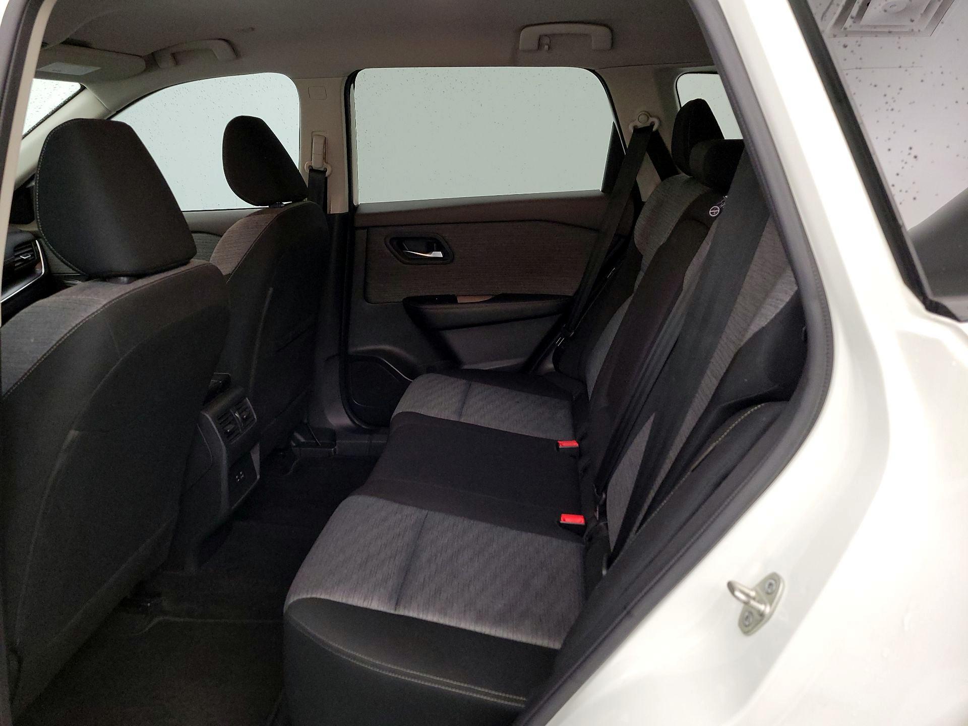 Thumbnail: 2023 Nissan Rogue - 19