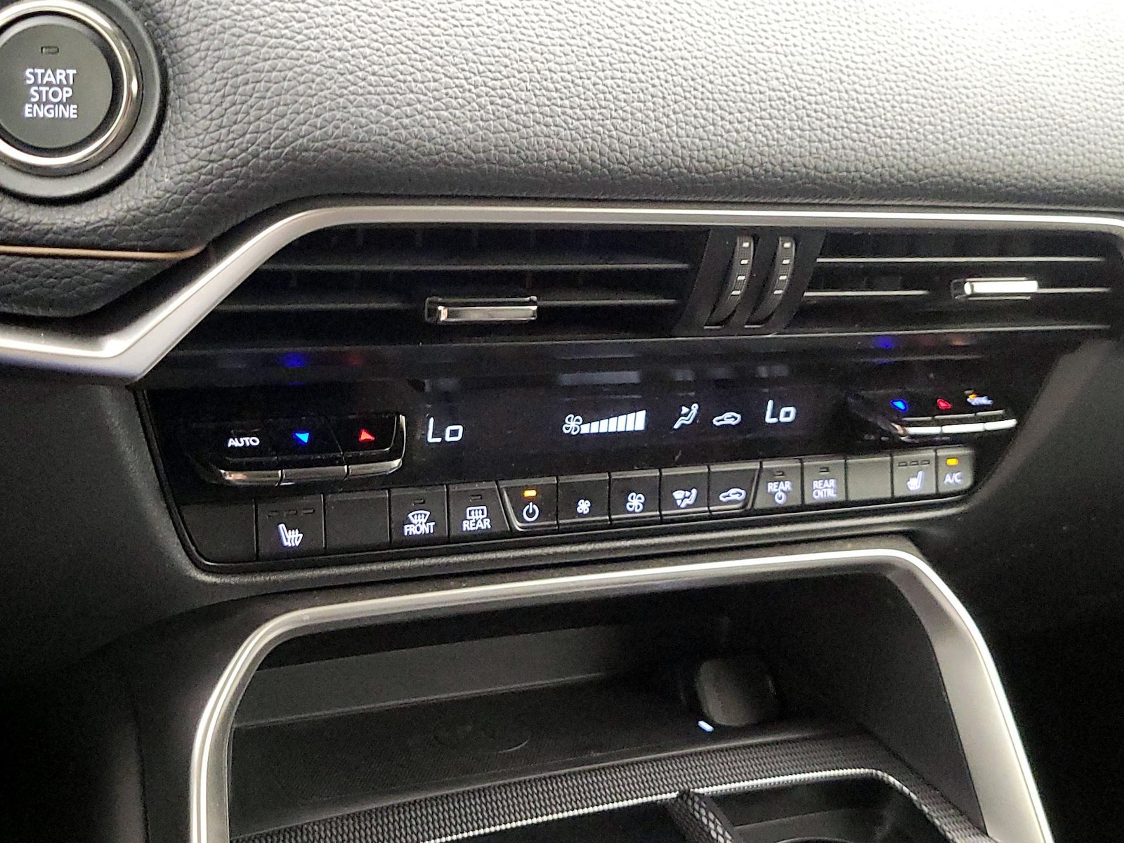 2024 Mazda CX-90 Turbo Preferred Plus Package - Photo 17