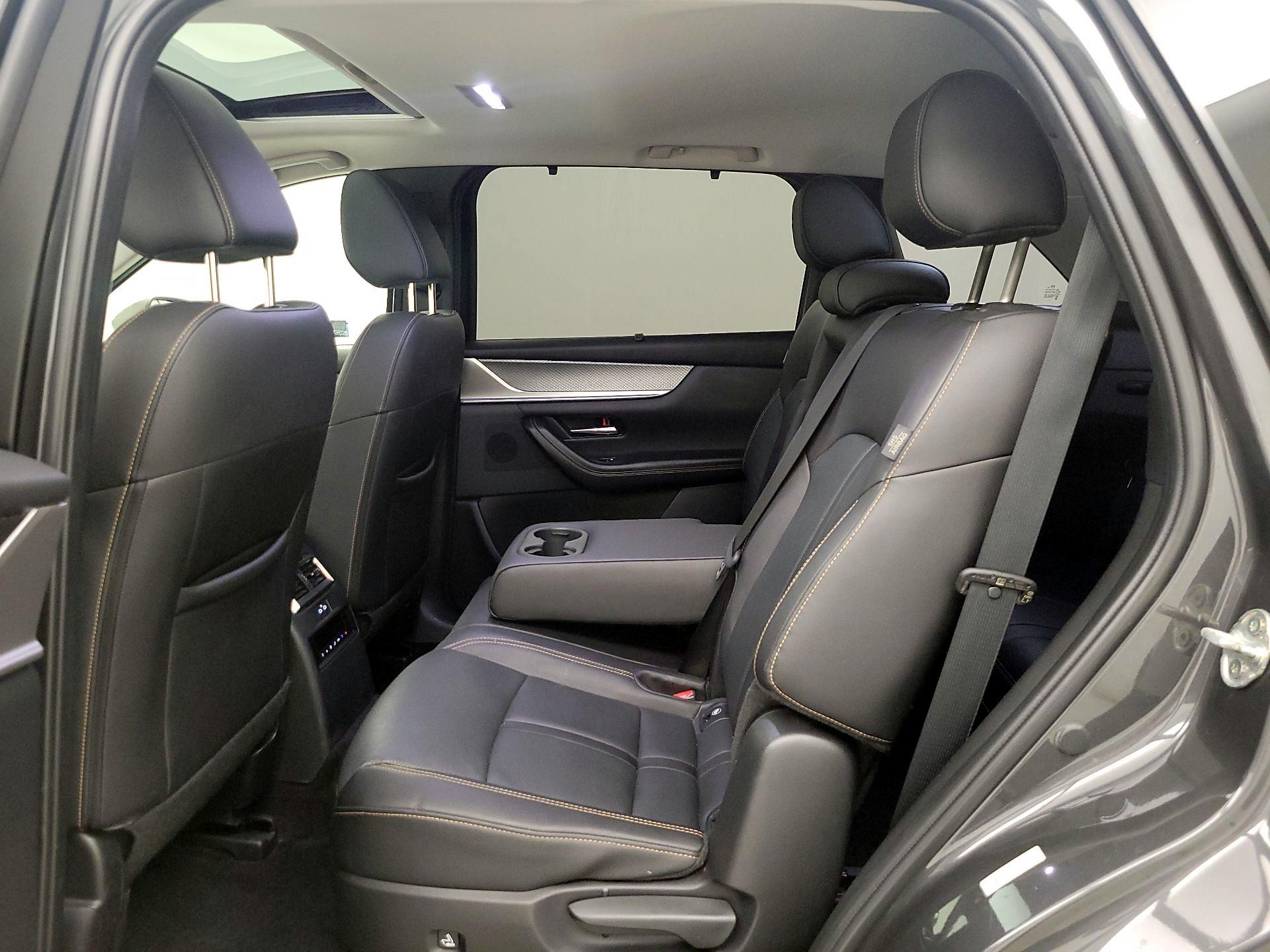 Thumbnail: 2024 Mazda CX-90 - 20