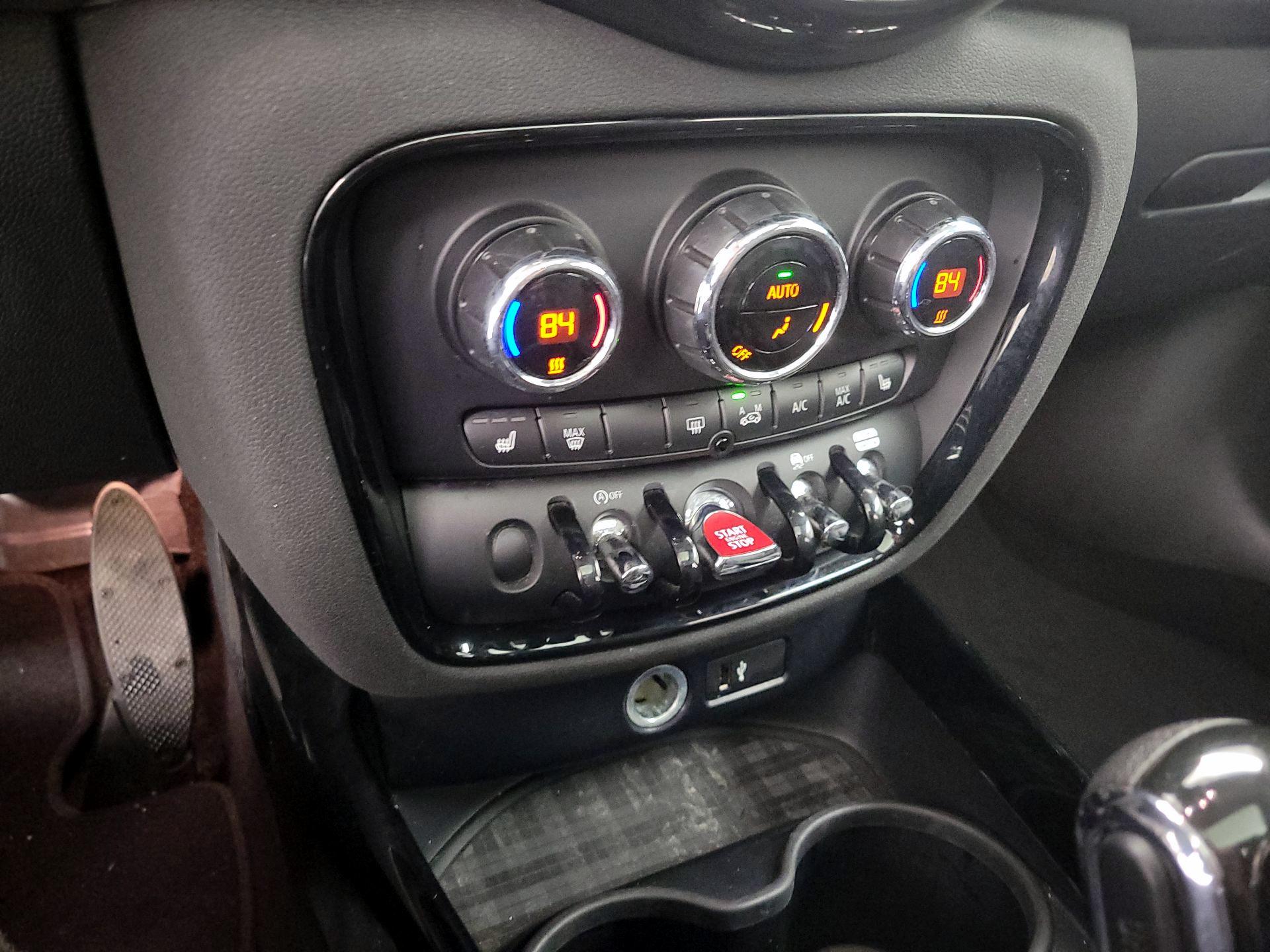 Thumbnail: 2023 MINI Cooper Clubman - 17