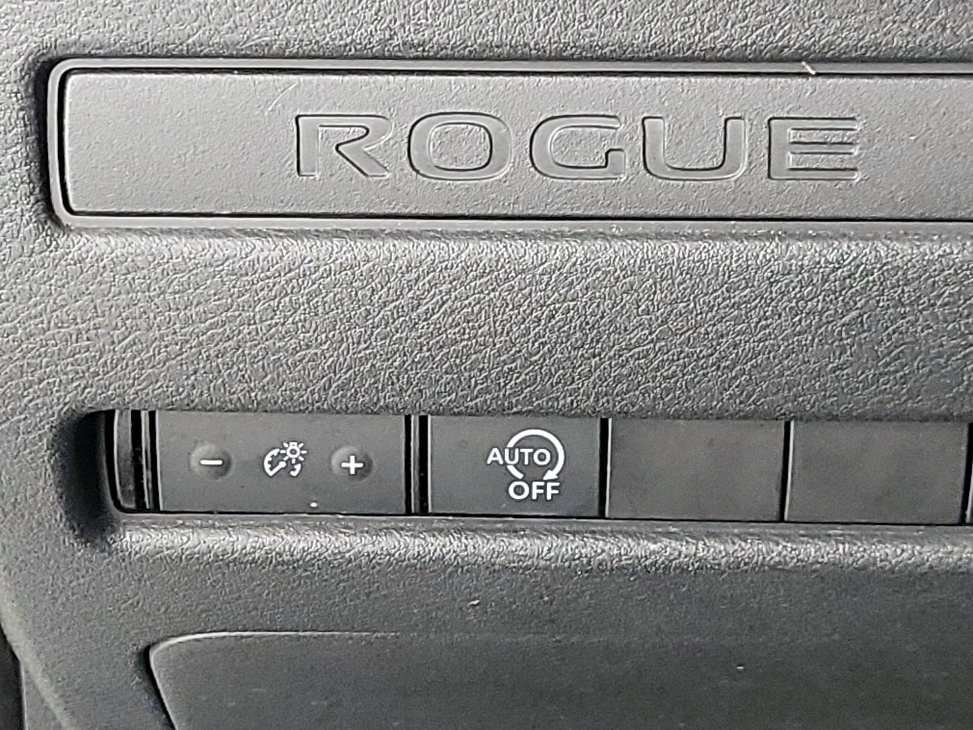 Thumbnail: 2023 Nissan Rogue - 13