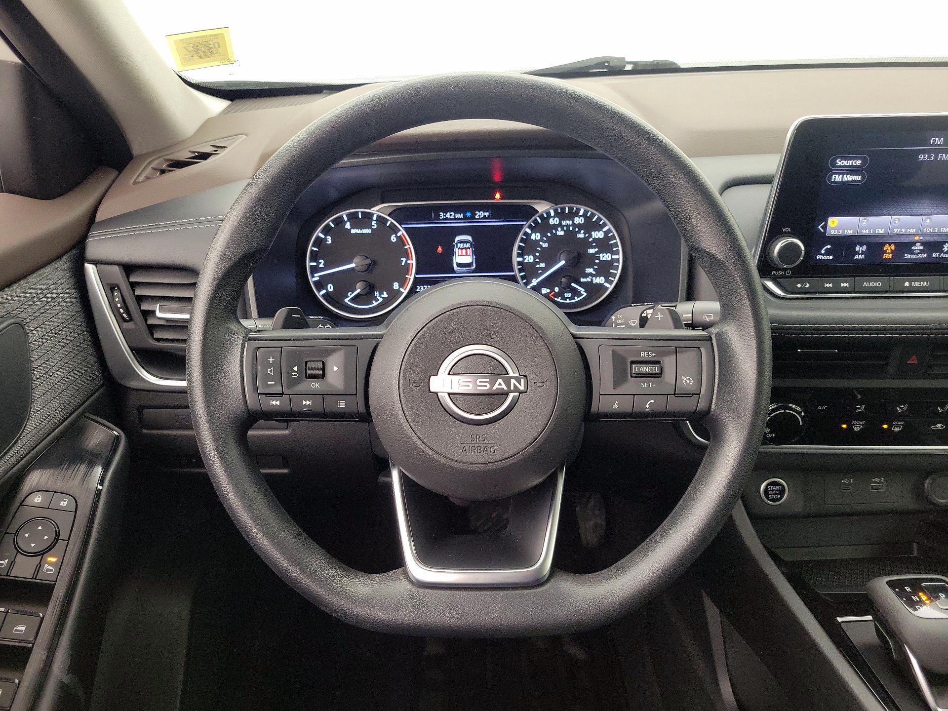 Thumbnail: 2023 Nissan Rogue - 10