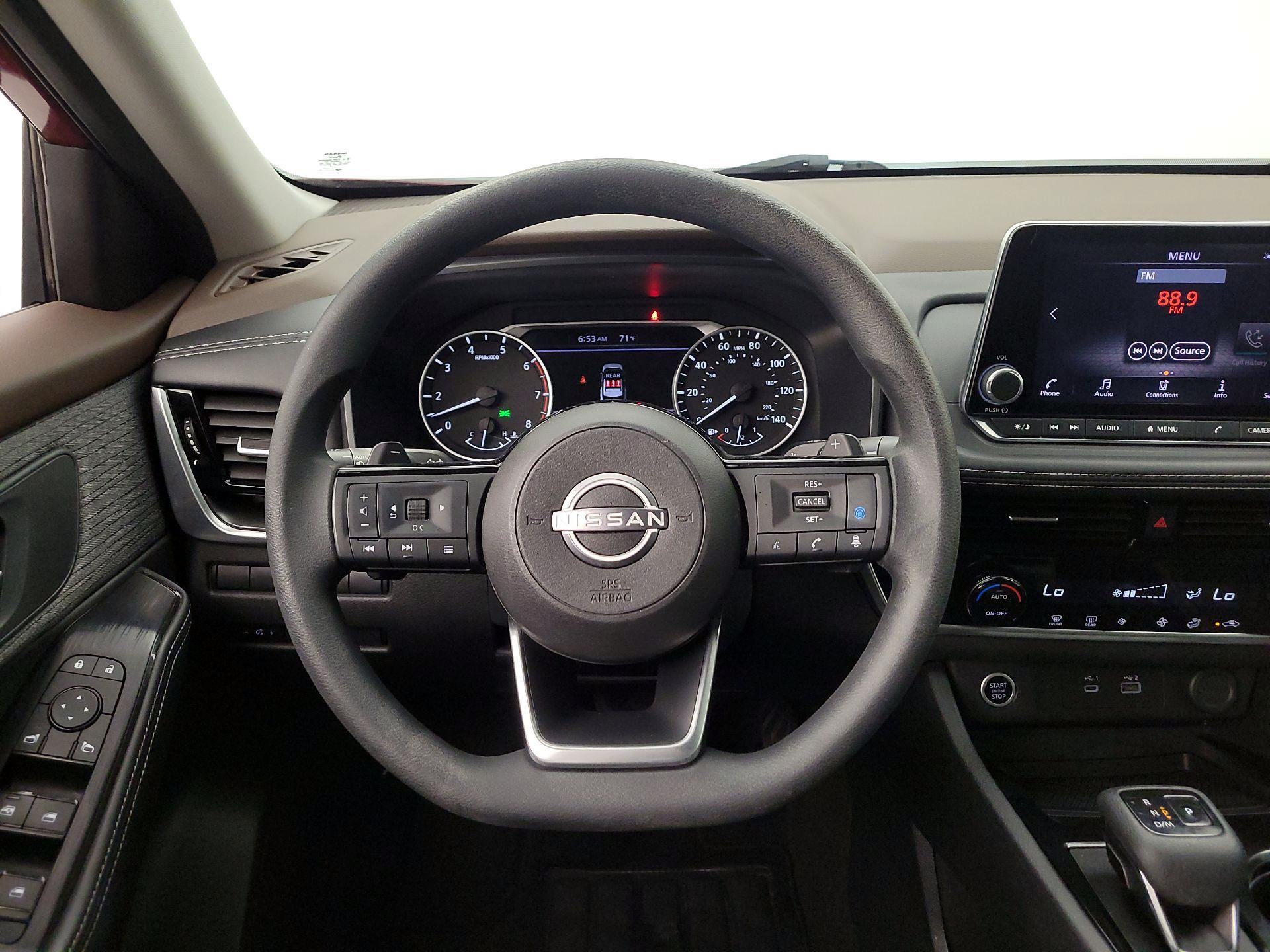 Thumbnail: 2023 Nissan Rogue - 10