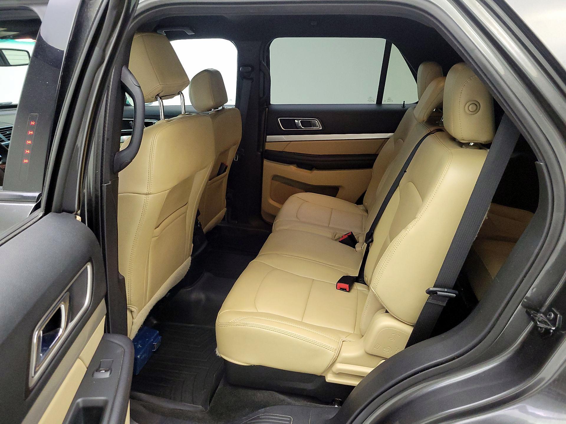 Thumbnail: 2017 Ford Explorer - 17