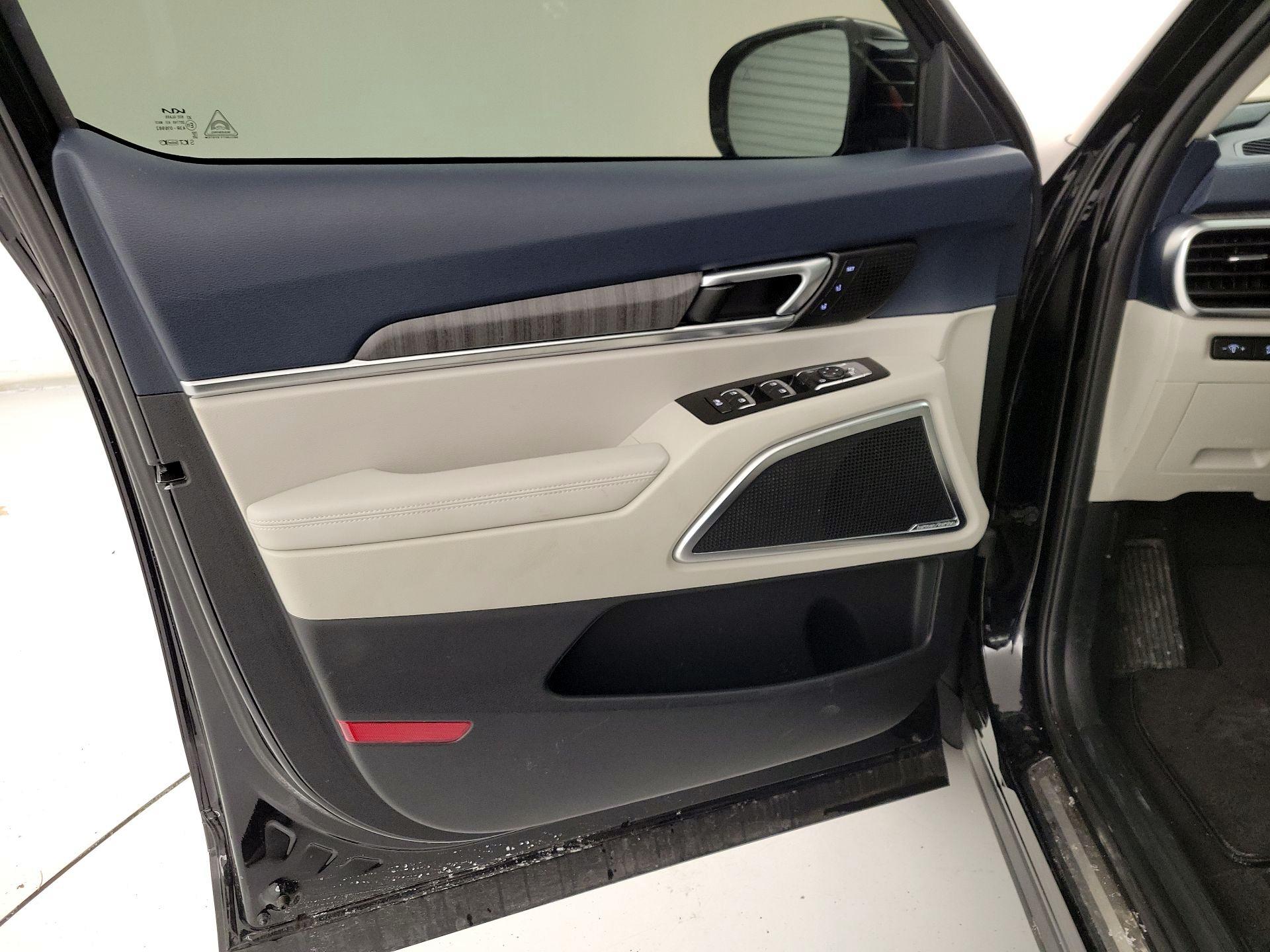 Thumbnail: 2025 Kia Telluride - 12