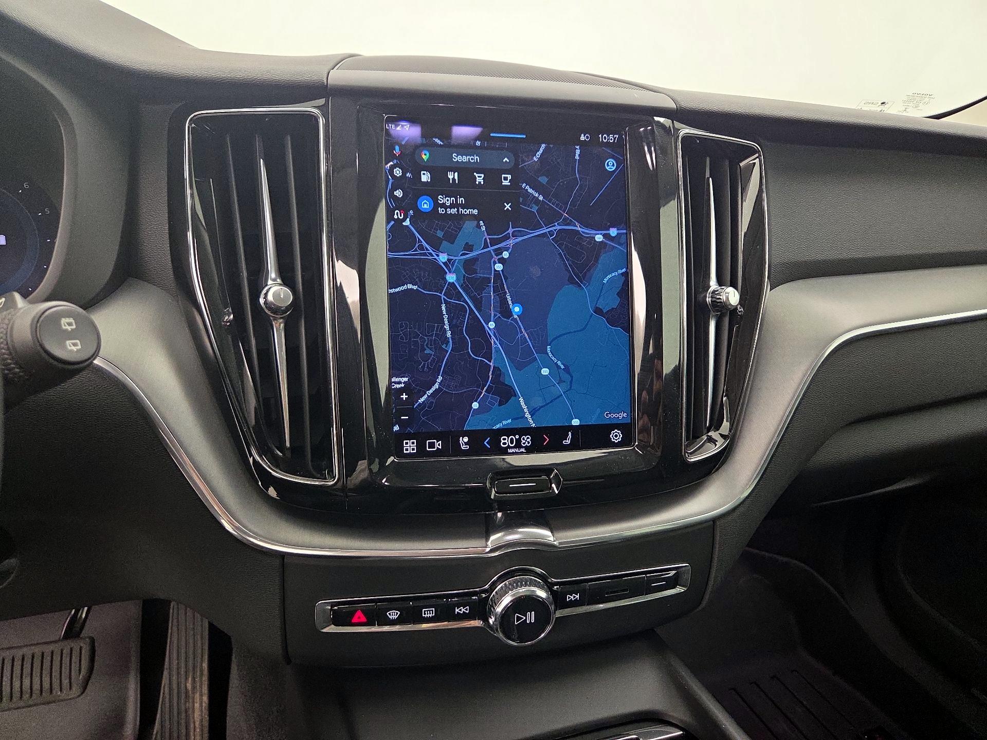 Thumbnail: 2023 Volvo XC60 - 14