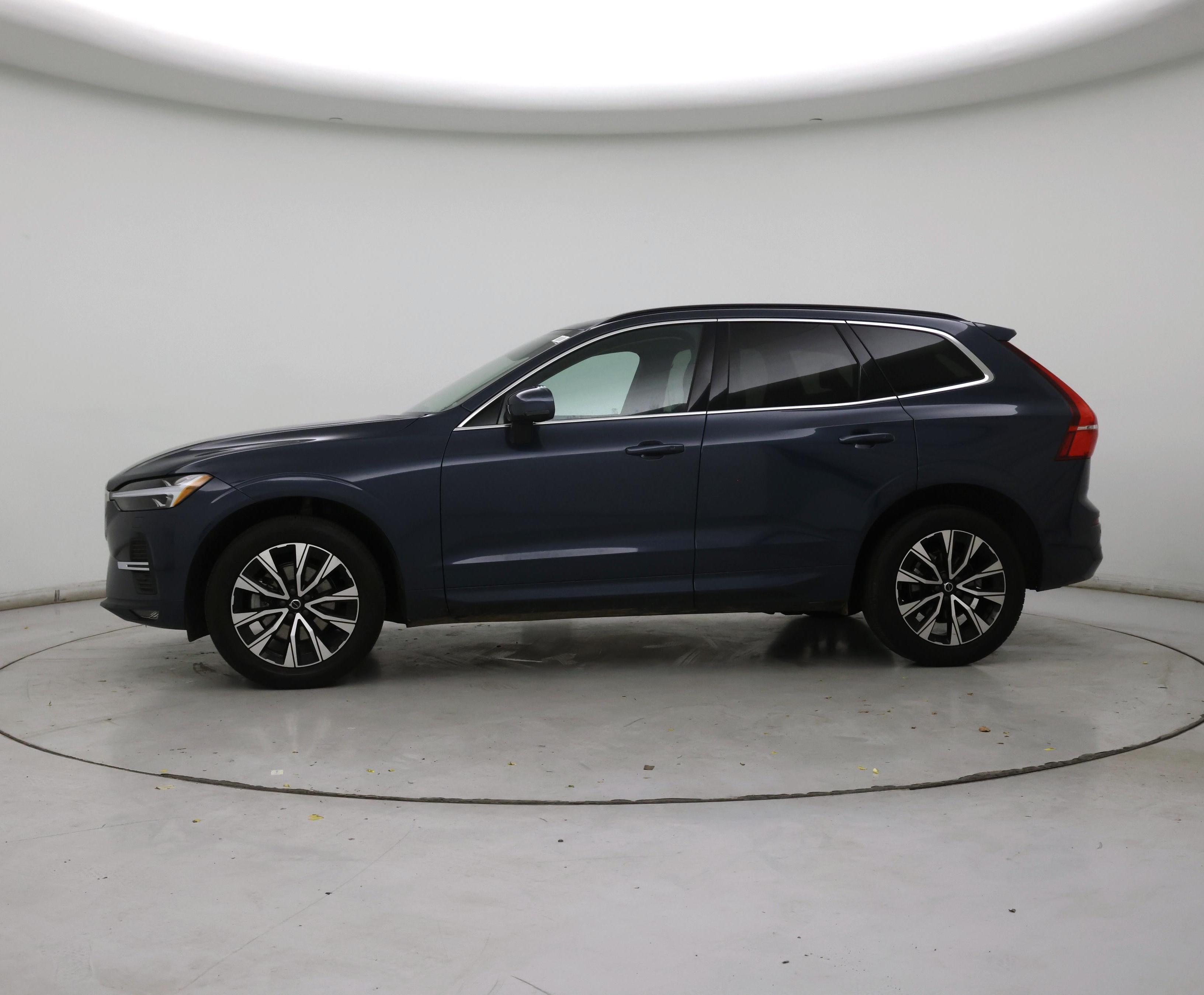 Thumbnail: 2023 Volvo XC60 - 3