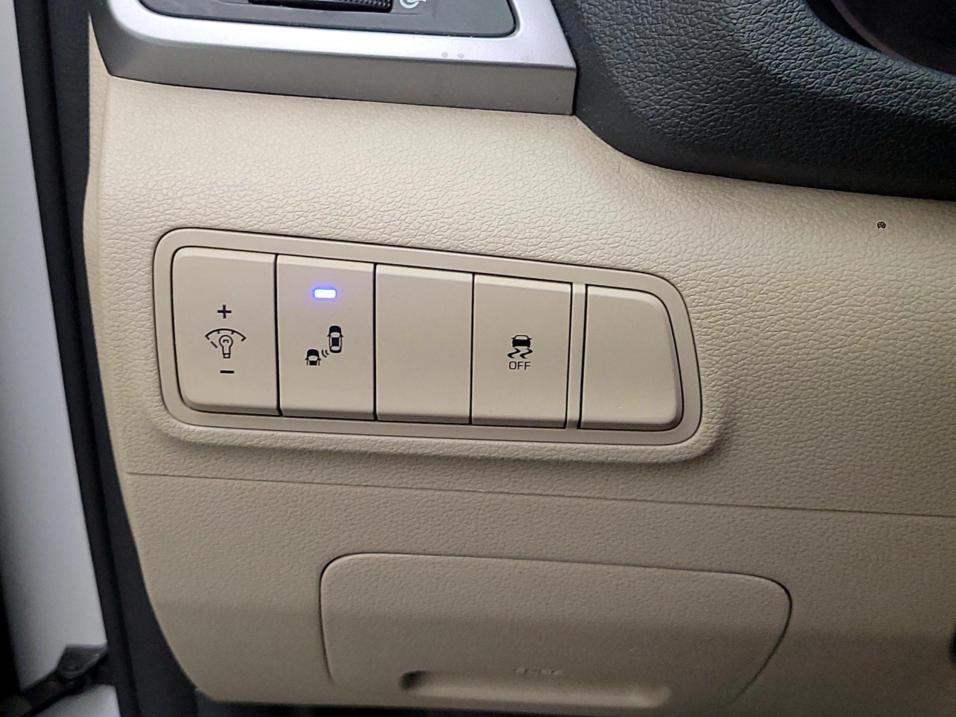 Thumbnail: 2018 Hyundai Tucson - 11