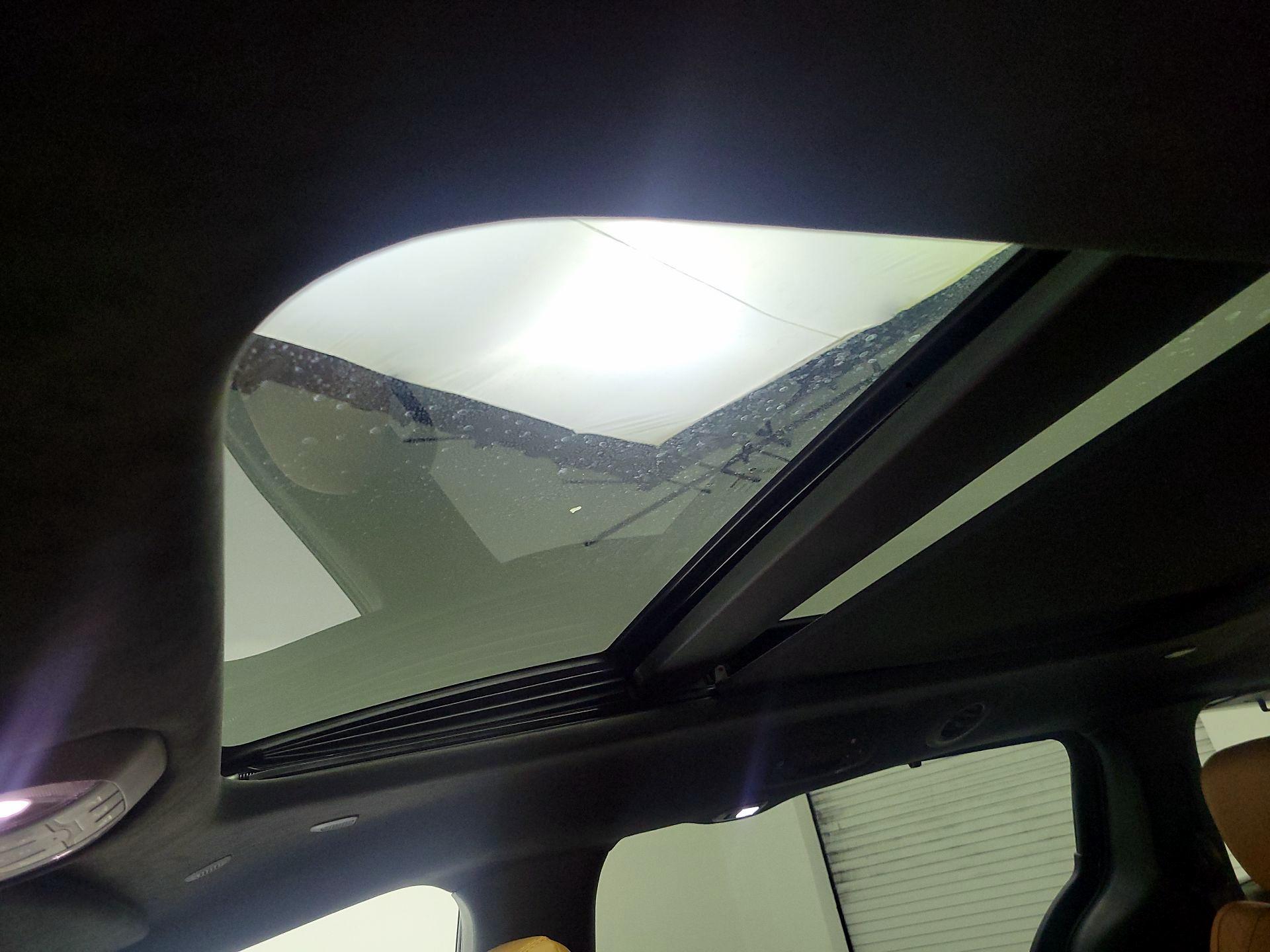 Thumbnail: 2023 Chrysler Pacifica - 18