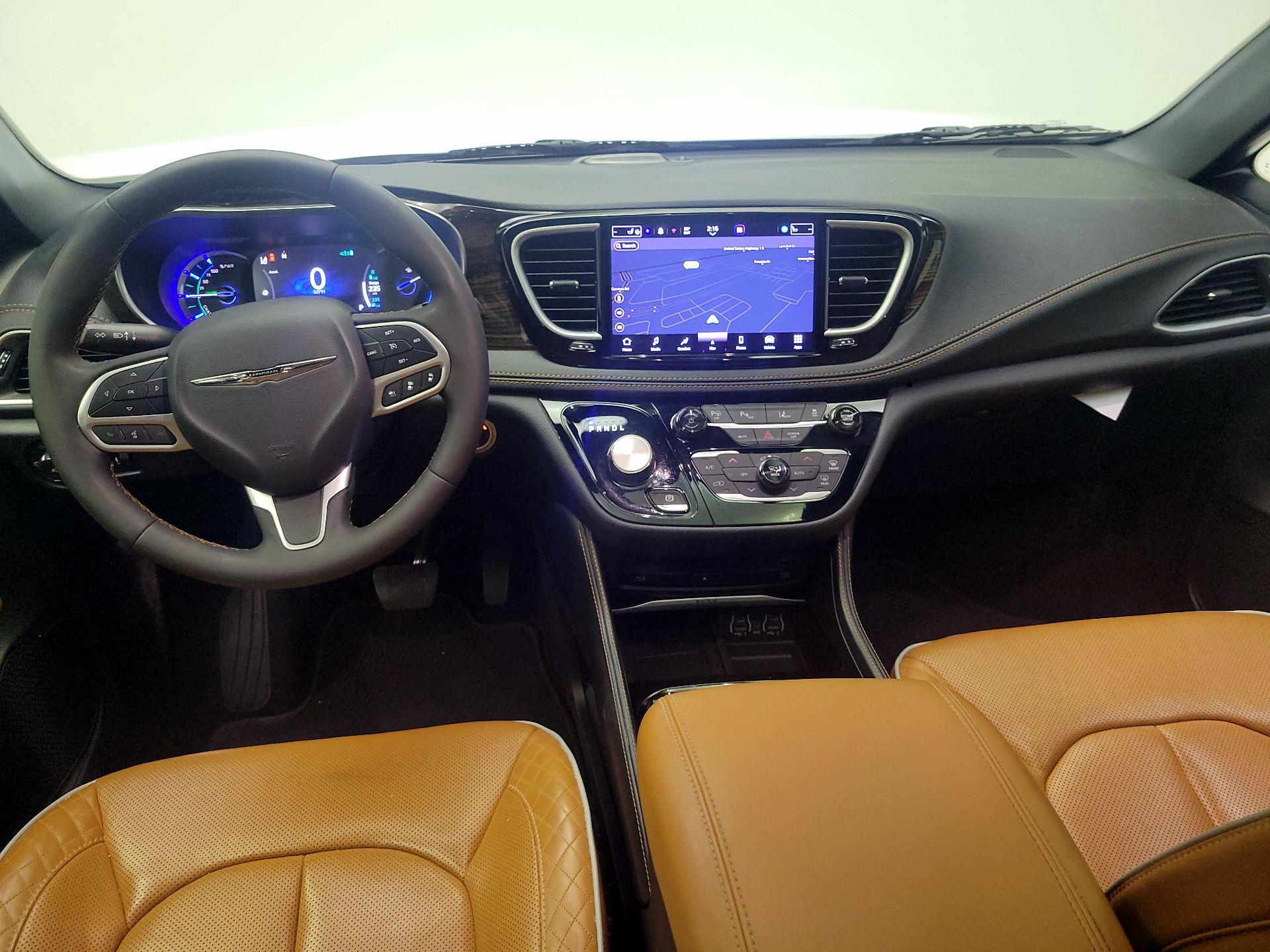 Thumbnail: 2023 Chrysler Pacifica - 8