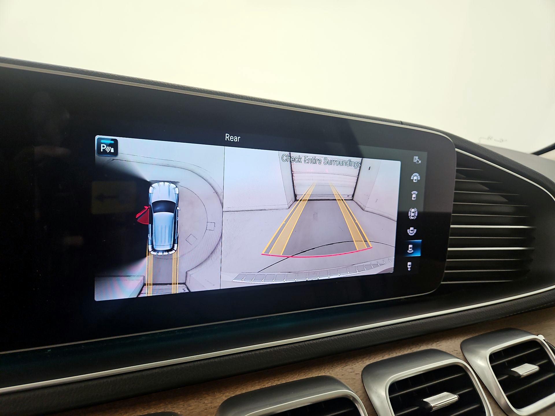 Thumbnail: 2023 Mercedes-Benz GLE - 15