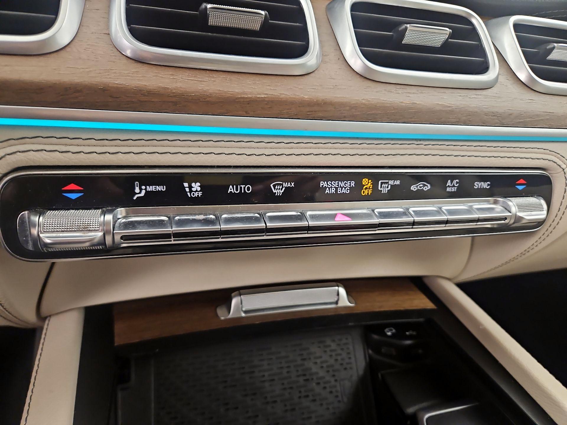 Thumbnail: 2023 Mercedes-Benz GLE - 17