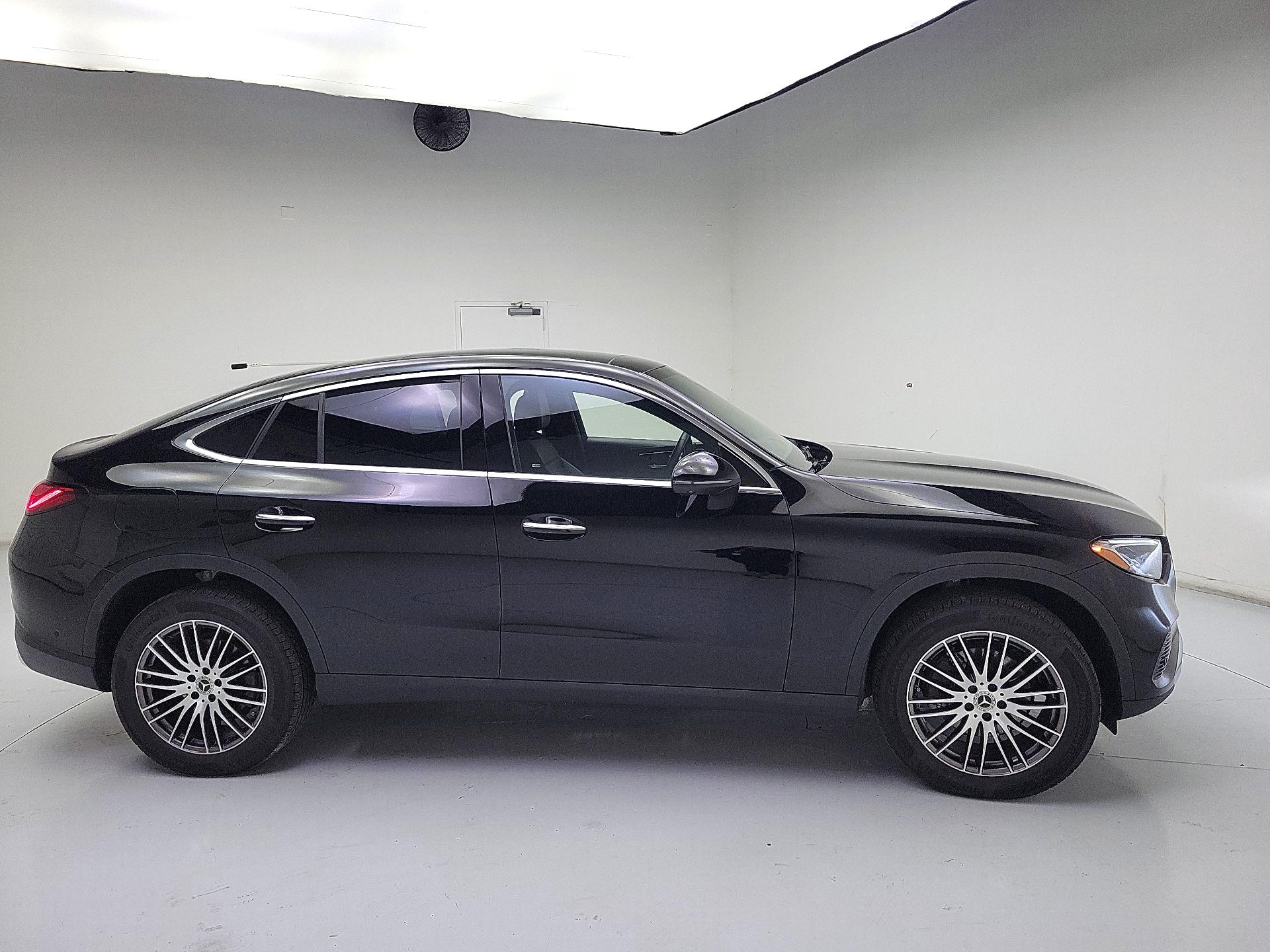 Thumbnail: 2024 Mercedes-Benz GLC - 4