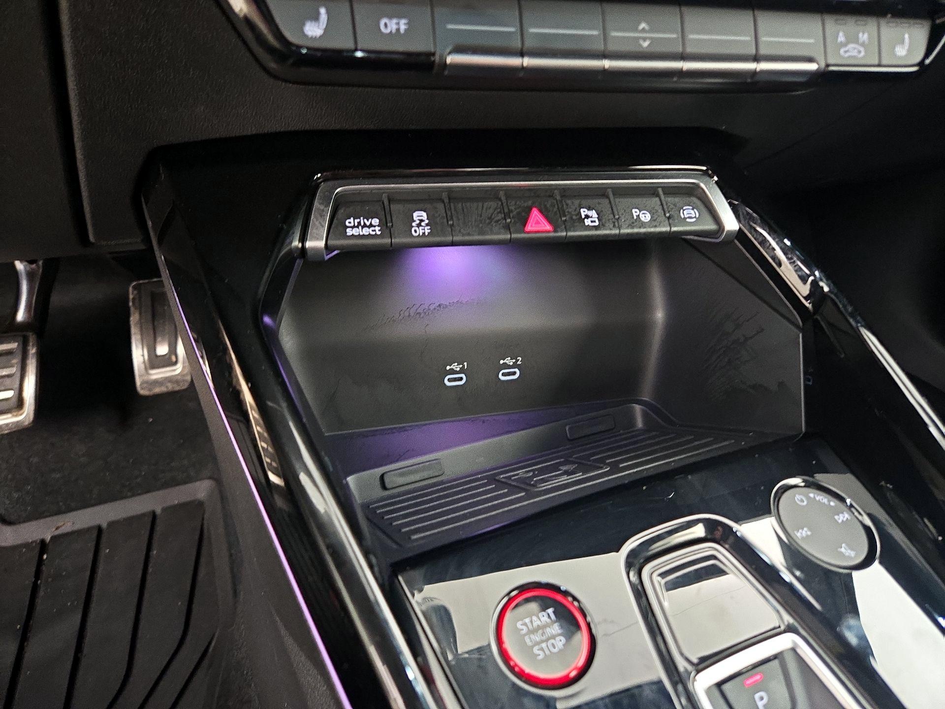 Thumbnail: 2026 Audi RS 3 - 19