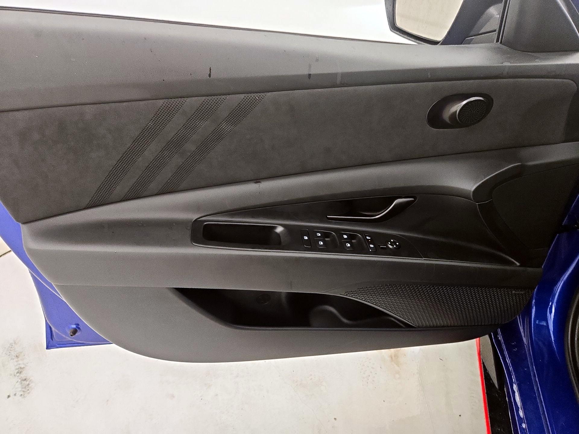 Thumbnail: 2025 Hyundai Elantra - 12