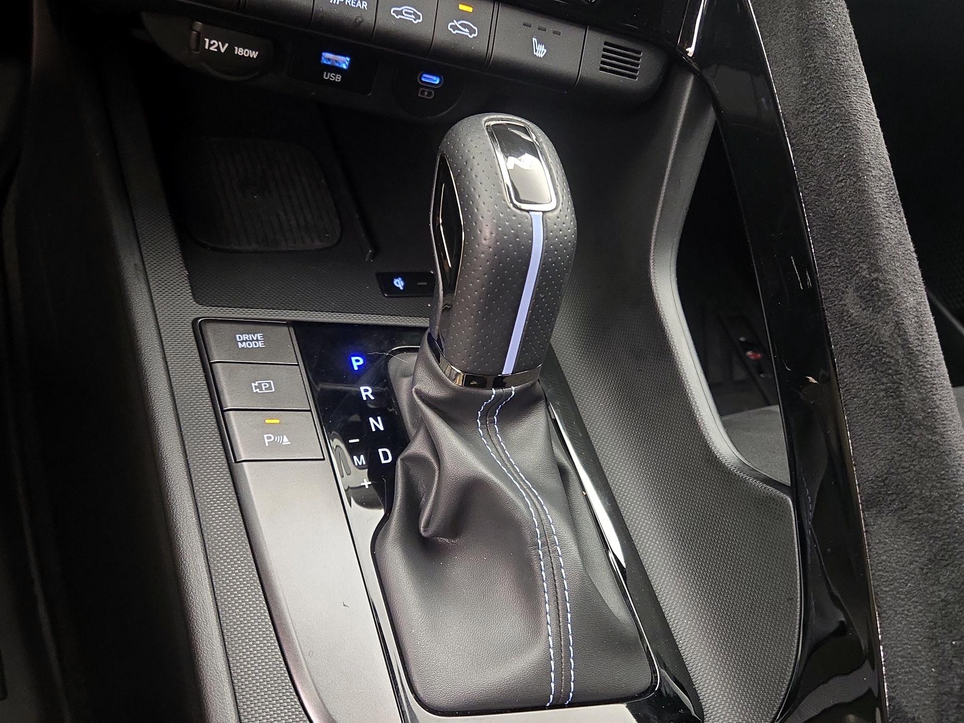 Thumbnail: 2025 Hyundai Elantra - 18