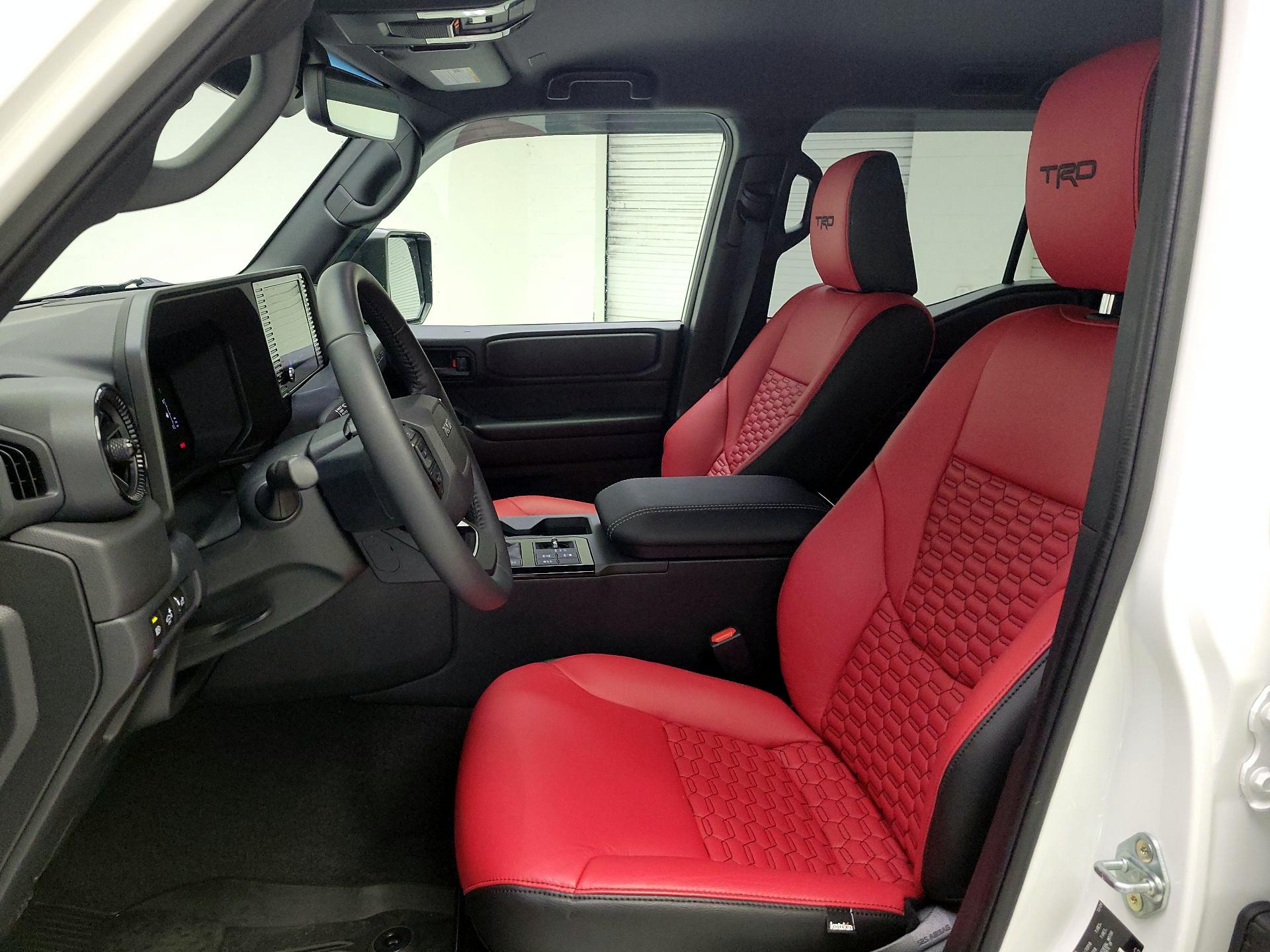 Thumbnail: 2025 Toyota Land Cruiser - 9