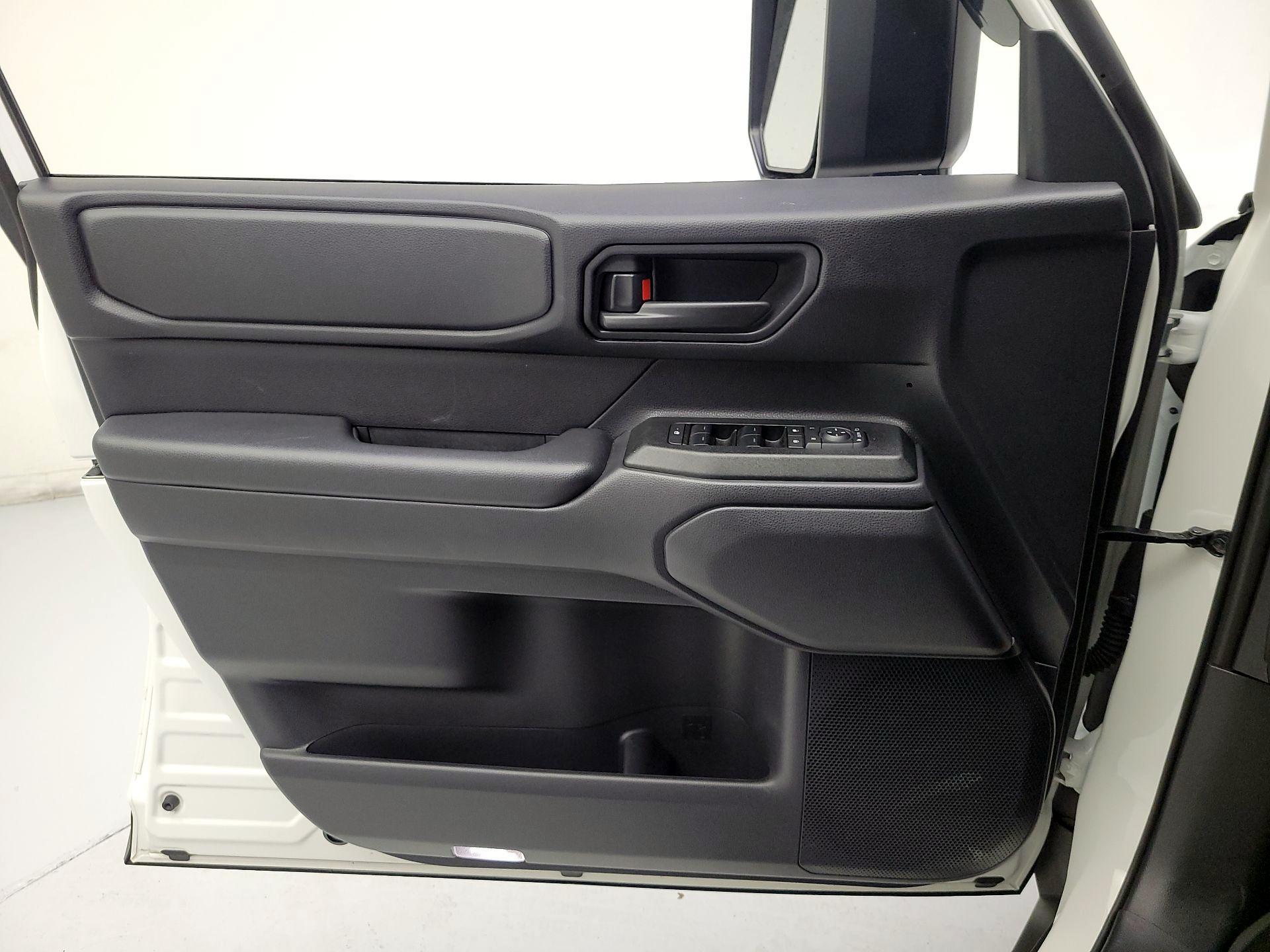 Thumbnail: 2025 Toyota Land Cruiser - 10