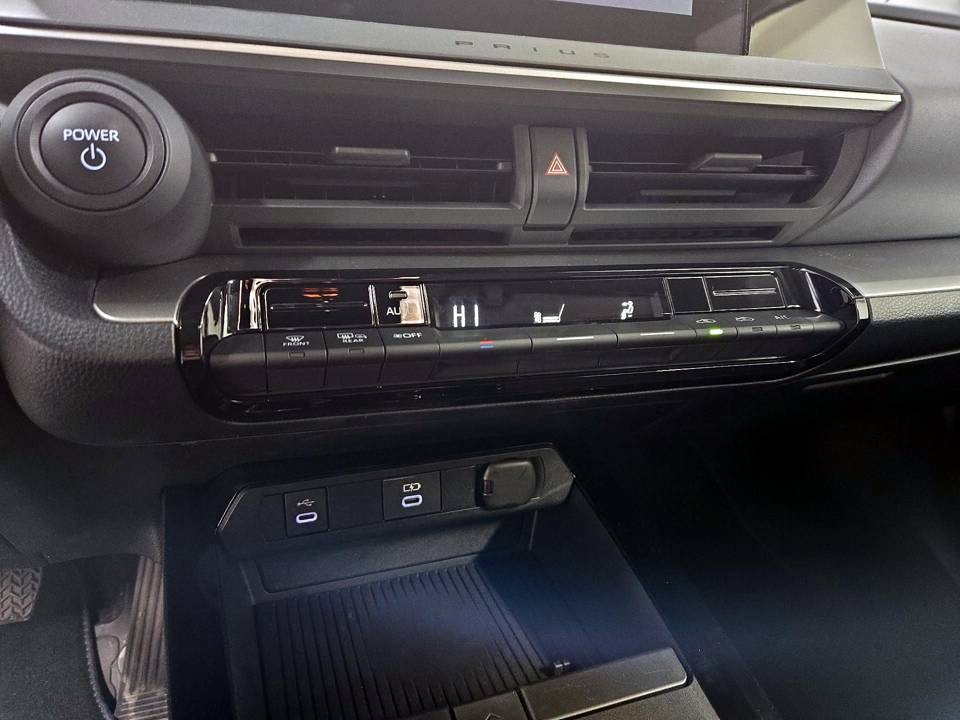 Thumbnail: 2025 Toyota Prius - 16