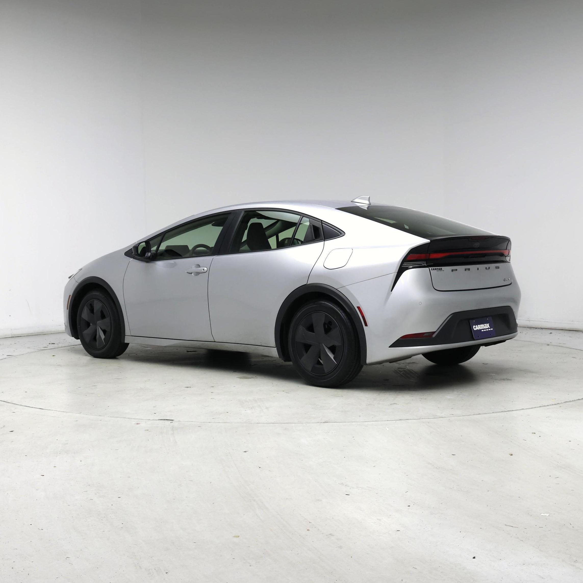 Thumbnail: 2025 Toyota Prius - 2