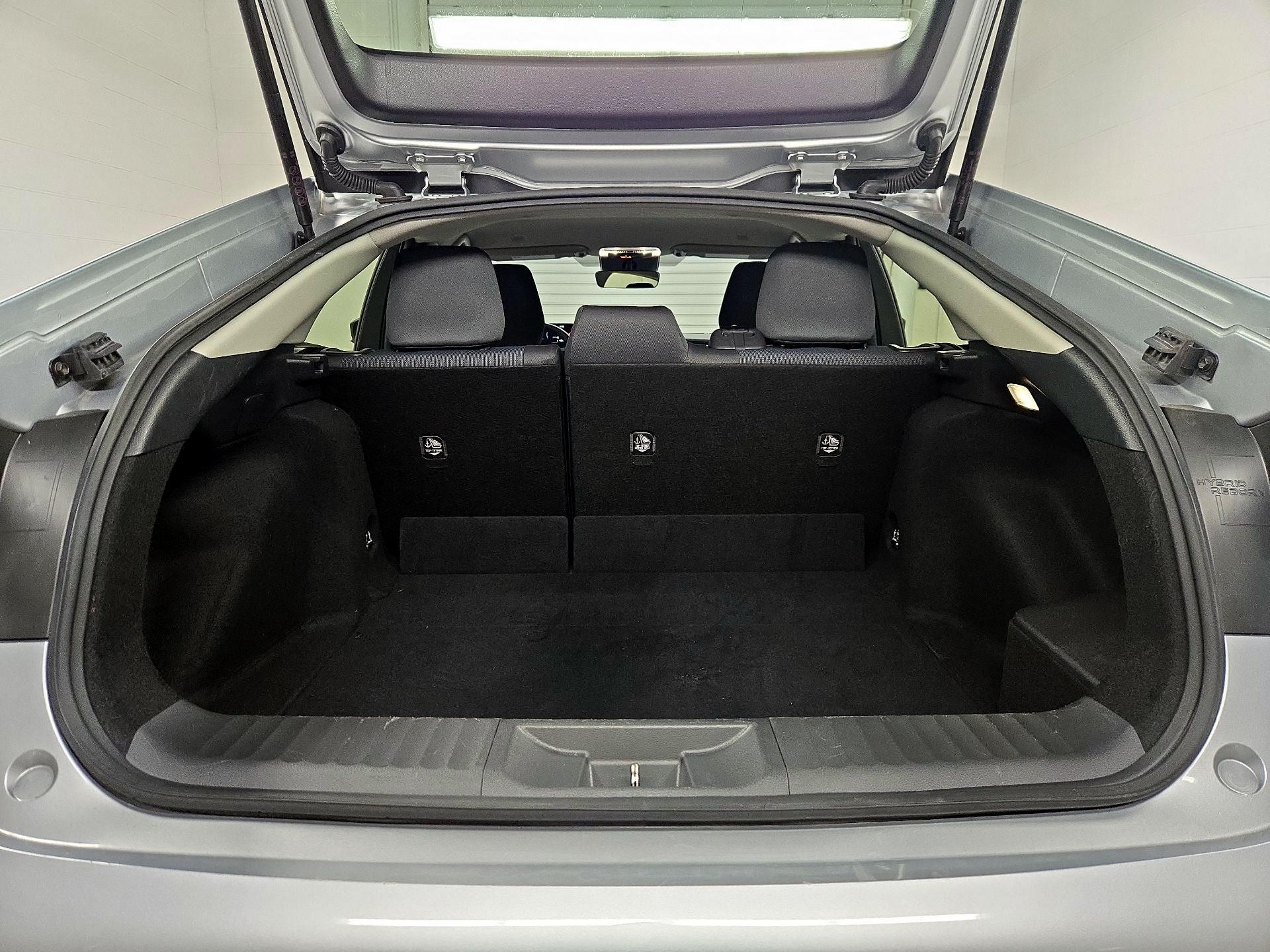 Thumbnail: 2025 Toyota Prius - 20