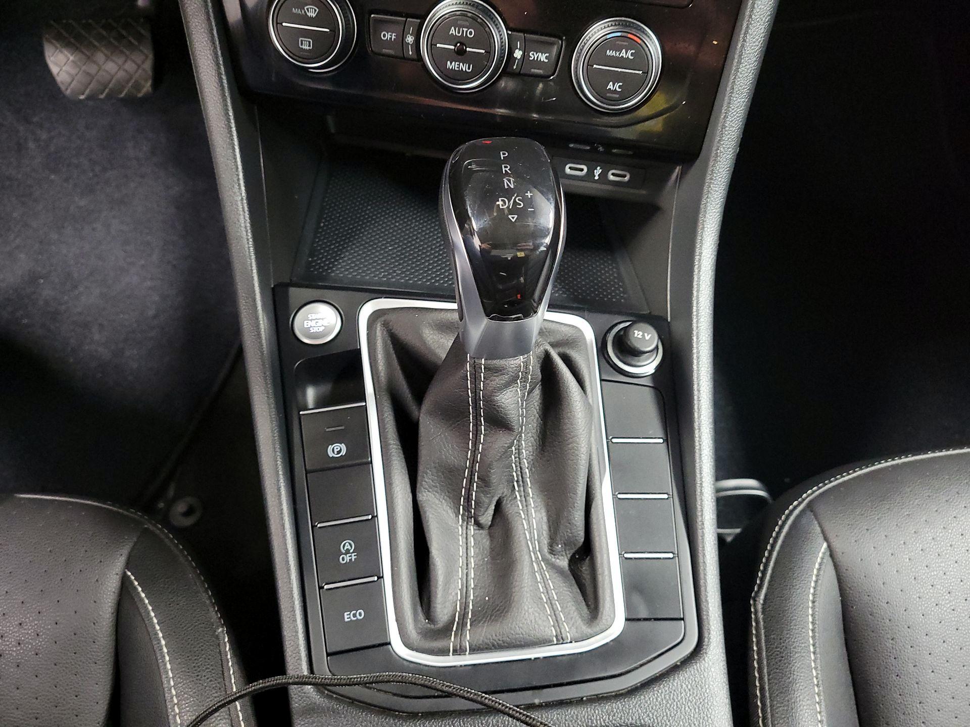 Thumbnail: 2024 Volkswagen Jetta - 17