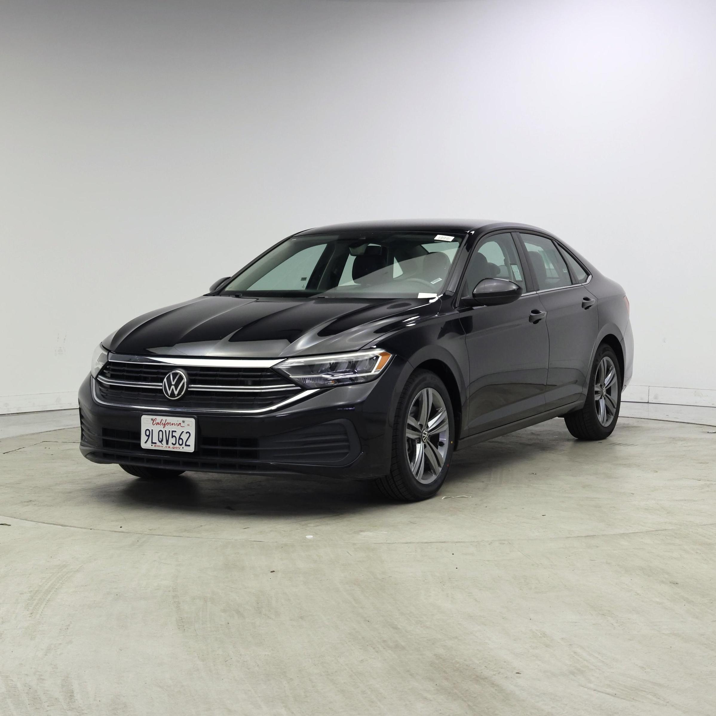 Thumbnail: 2024 Volkswagen Jetta - 4