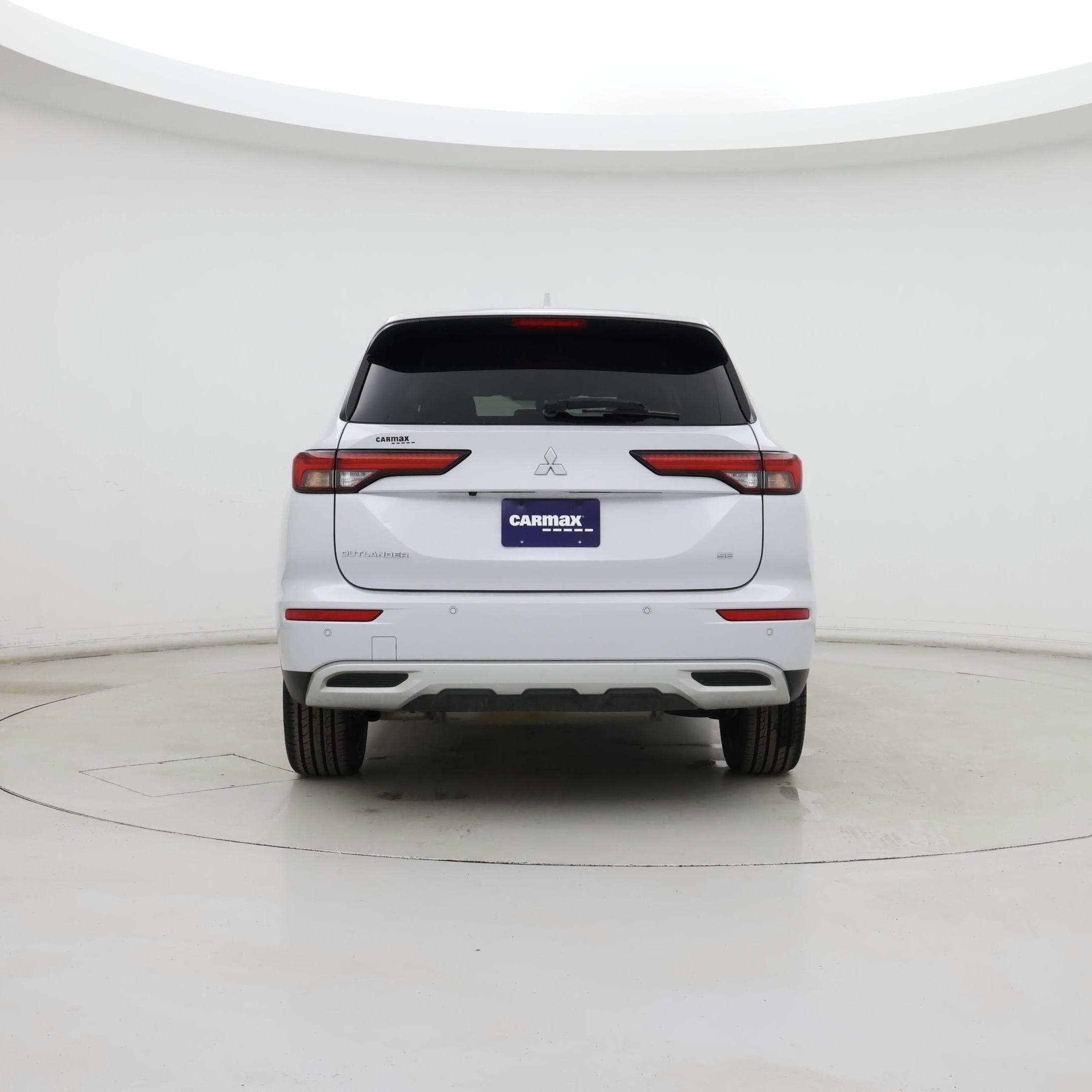 Thumbnail: 2024 Mitsubishi Outlander - 6