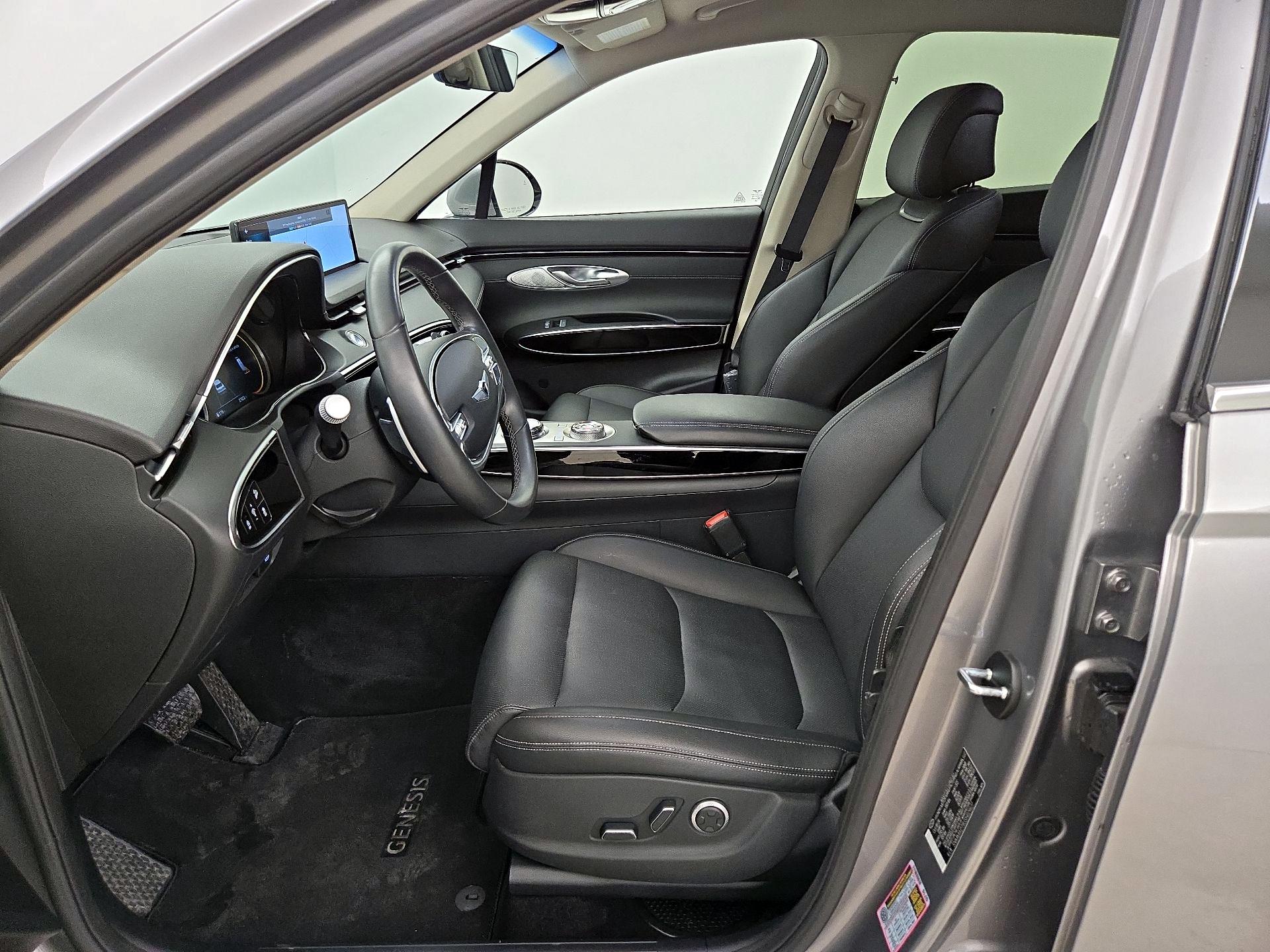 Thumbnail: 2025 Genesis GV70 - 11