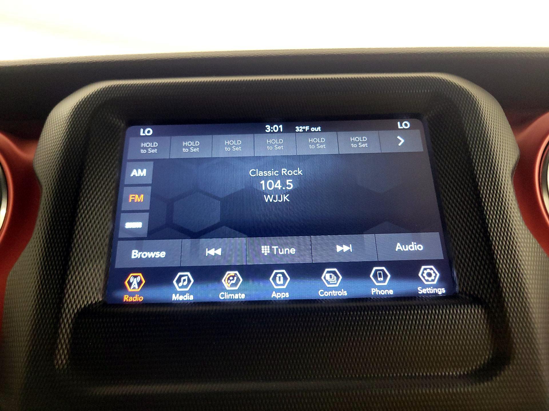 Thumbnail: 2021 Jeep Wrangler - 15