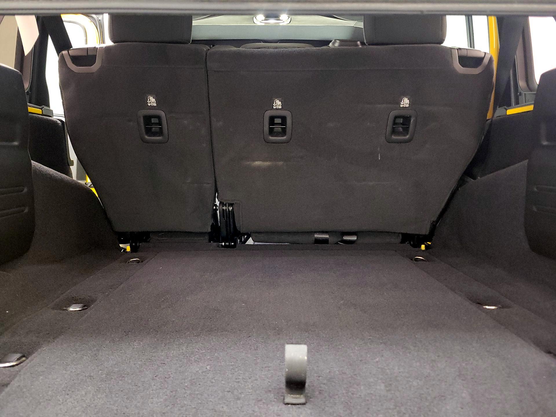 Thumbnail: 2021 Jeep Wrangler - 20