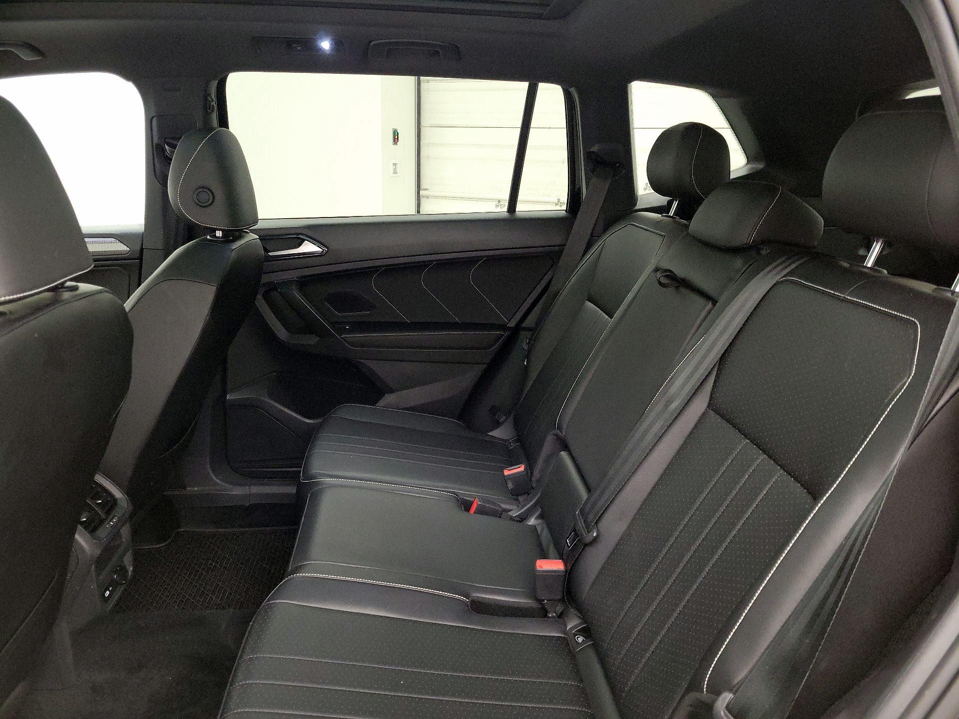 Thumbnail: 2022 Volkswagen Tiguan - 20