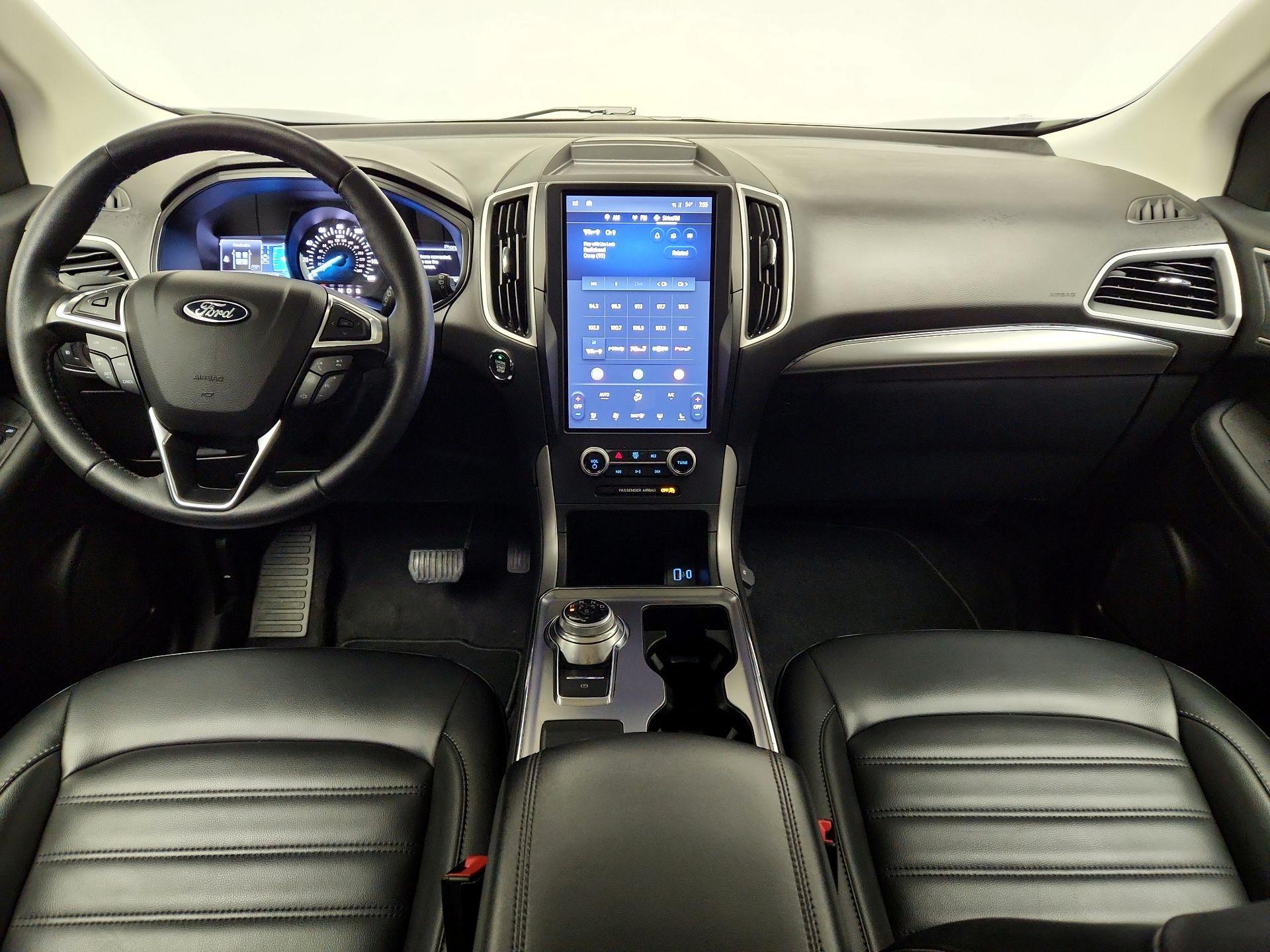 Thumbnail: 2022 Ford Edge - 9