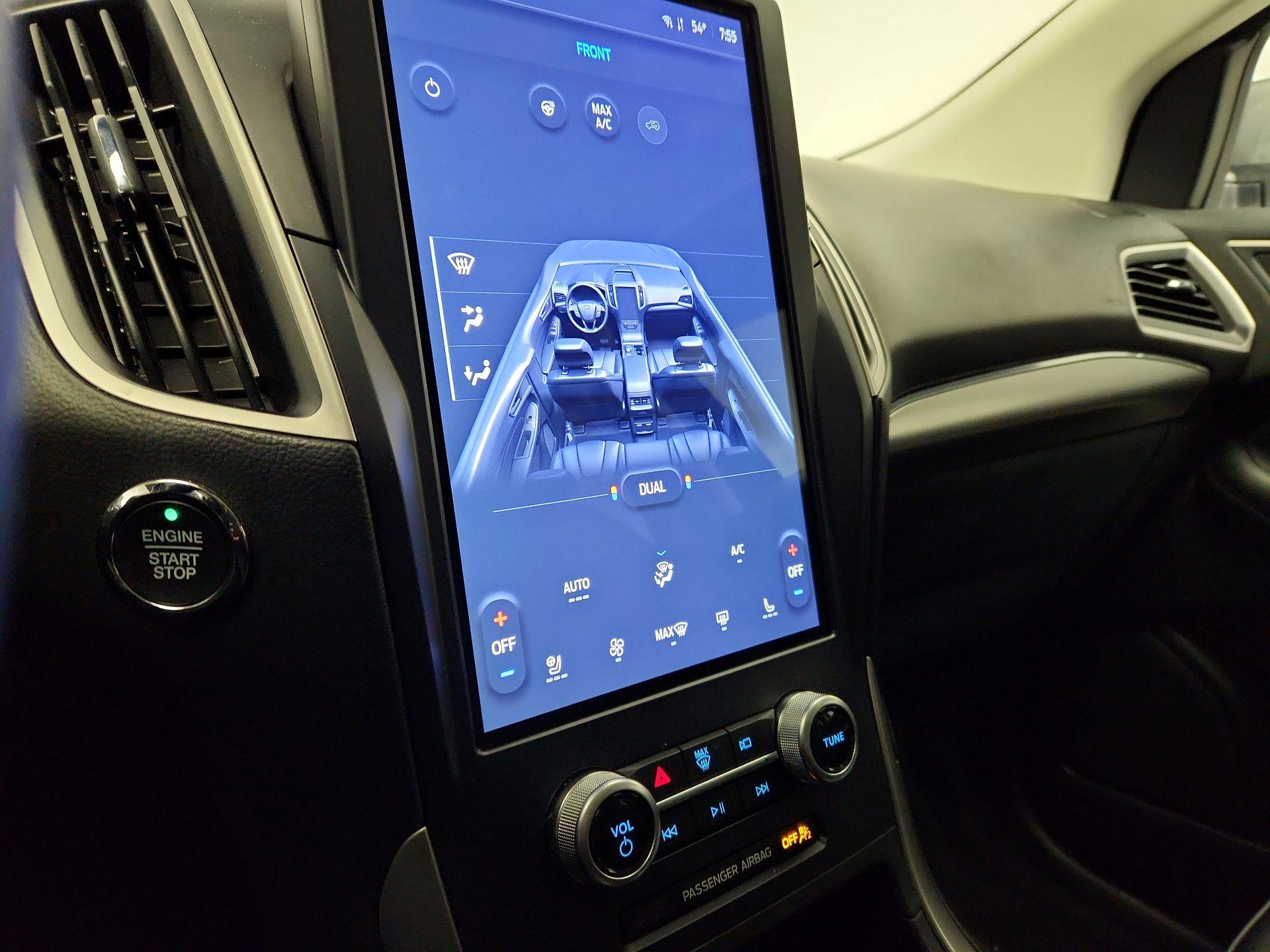 Thumbnail: 2022 Ford Edge - 16