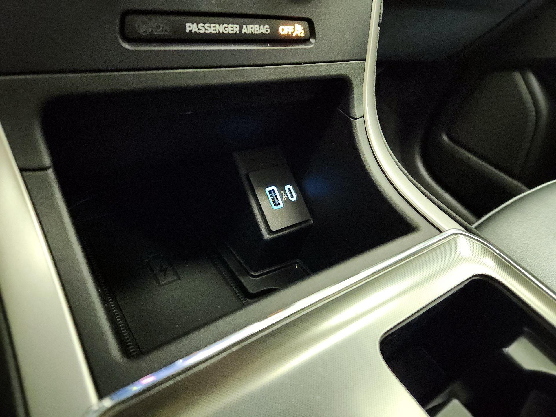 Thumbnail: 2022 Ford Edge - 18