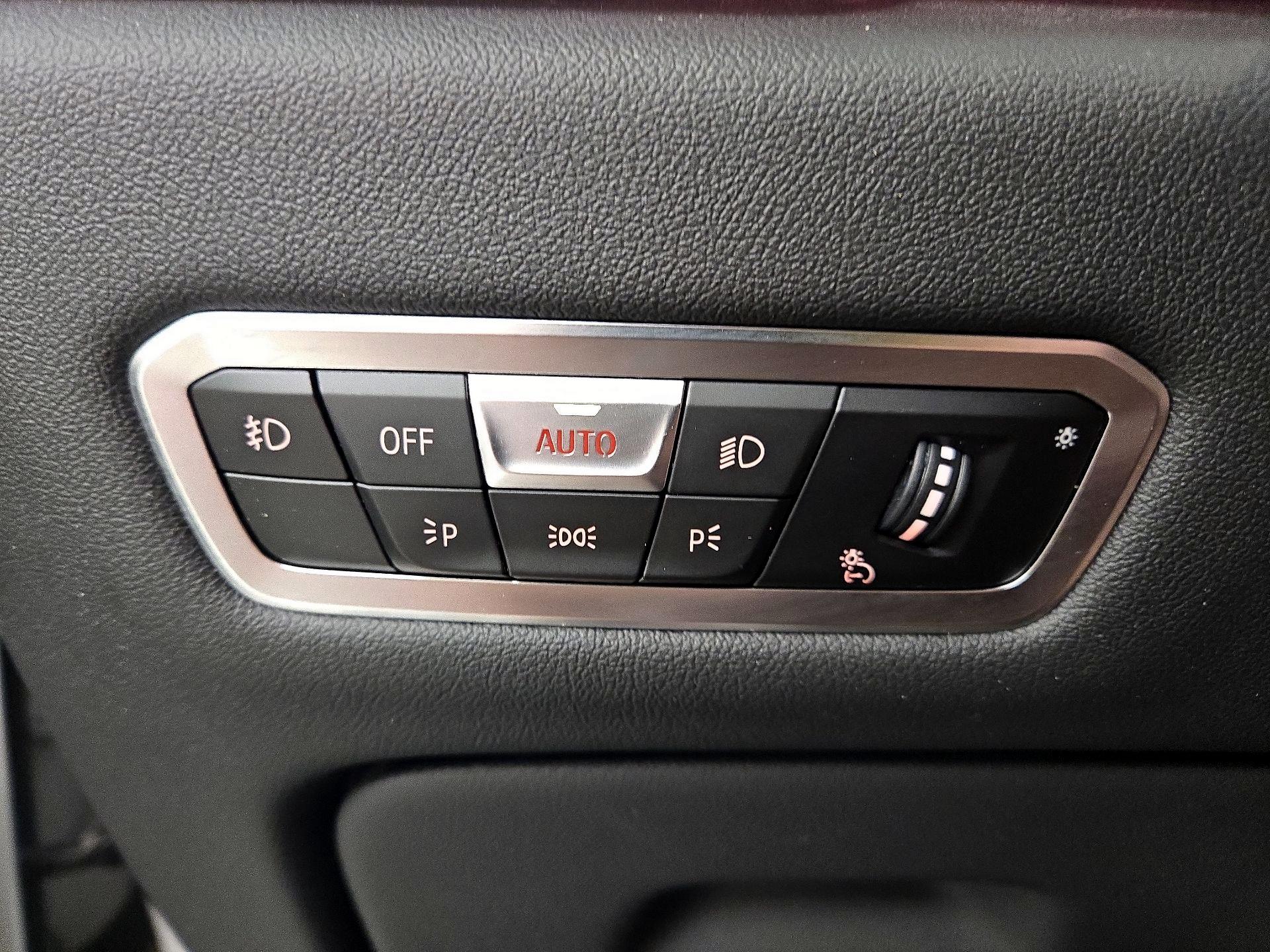 Thumbnail: 2020 BMW X5 - 13