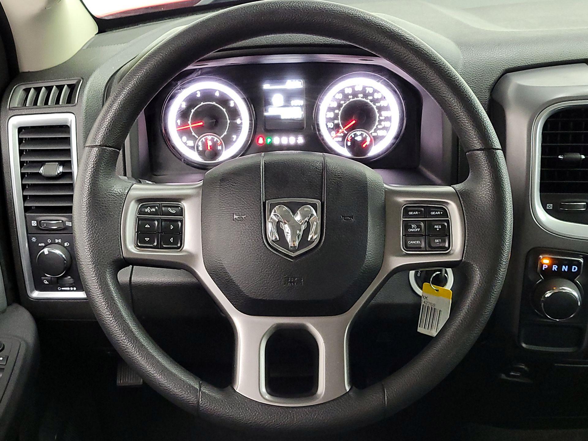 Thumbnail: 2024 RAM 1500 Classic - 10